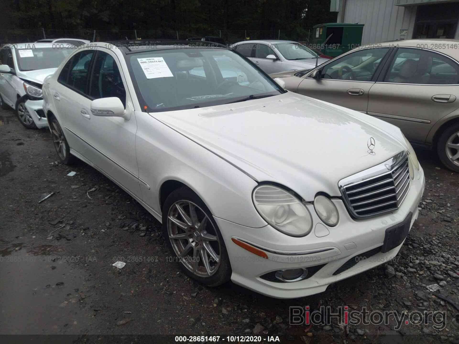 Photo WDBUF87X39B430574 - MERCEDES-BENZ E-CLASS 2009