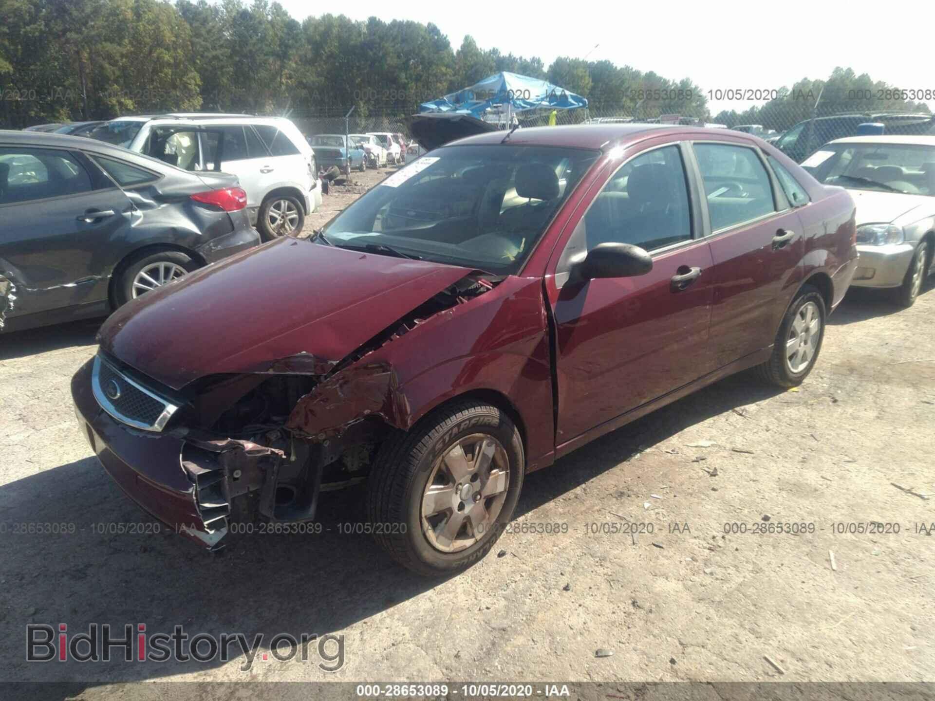 2007 FORD FOCUS - VIN: 1FAFP34N87W365875 - Фото 2
