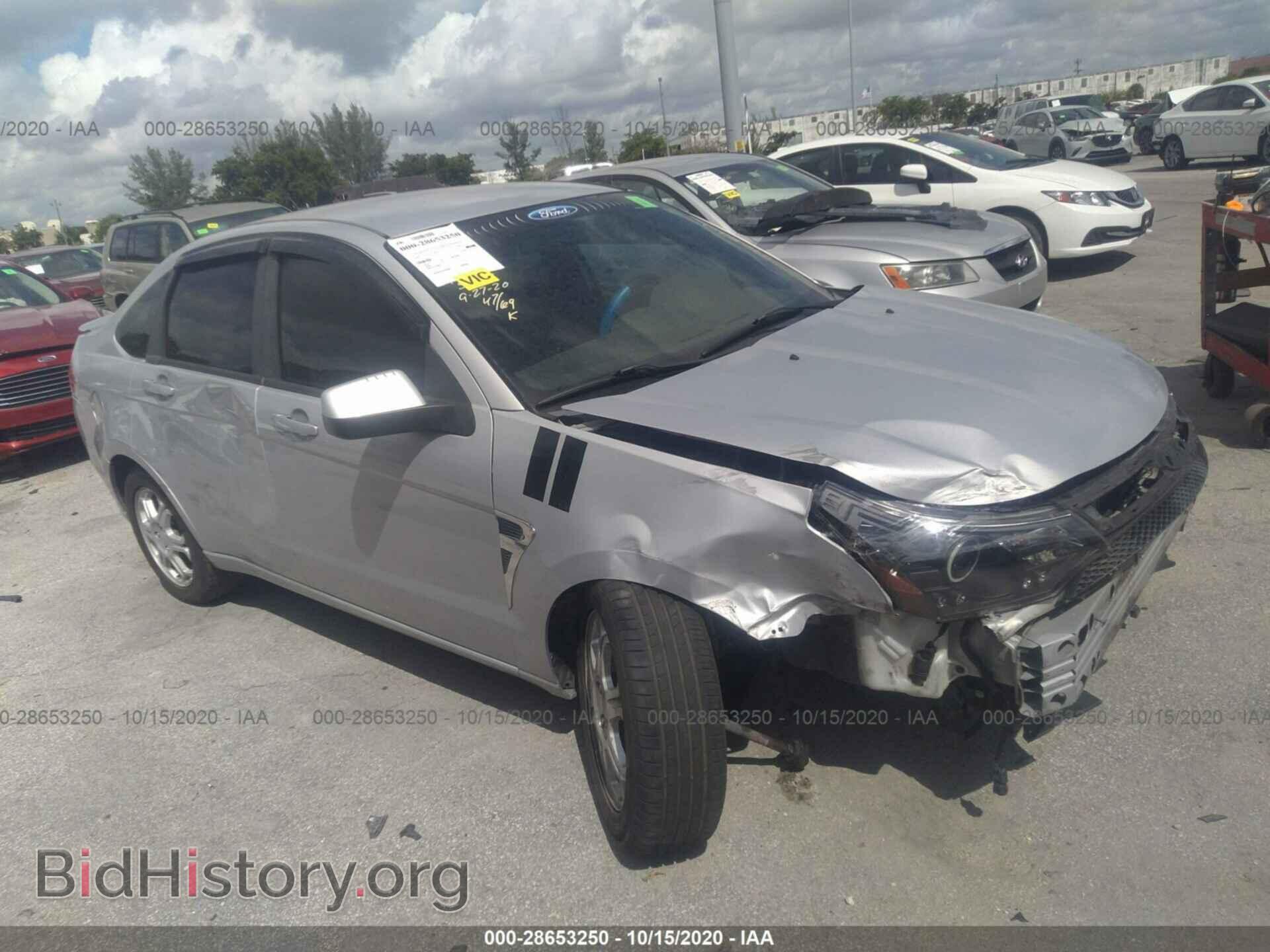 Photo 1FAHP35N88W216830 - FORD FOCUS 2008