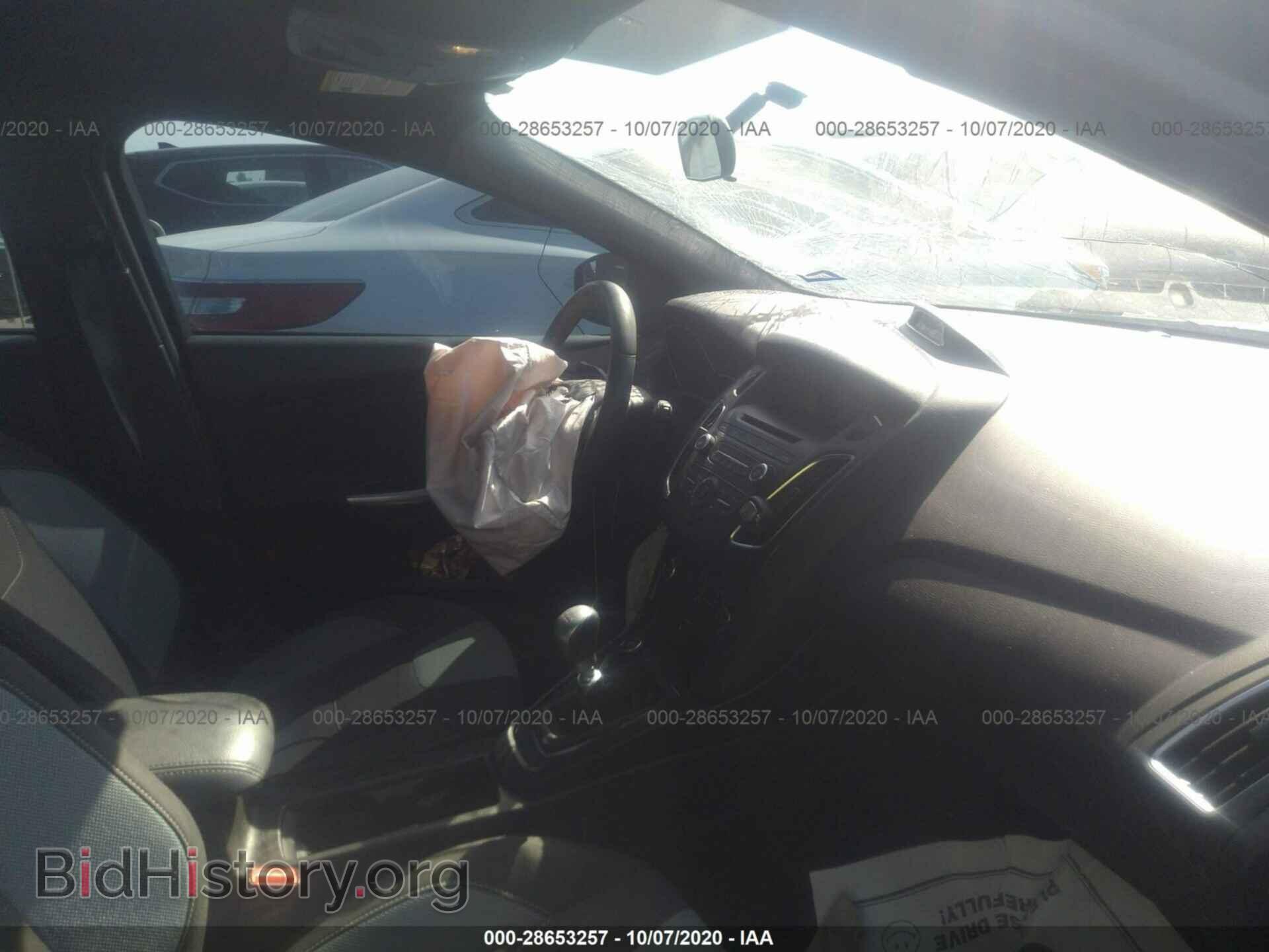 2016 FORD FOCUS - VIN: 1FADP3L97GL377593 - Photo 5