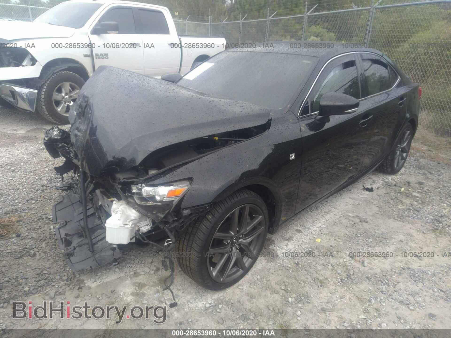 2016 LEXUS IS 200T - VIN: JTHBA1D22G5036114 - Фото 2