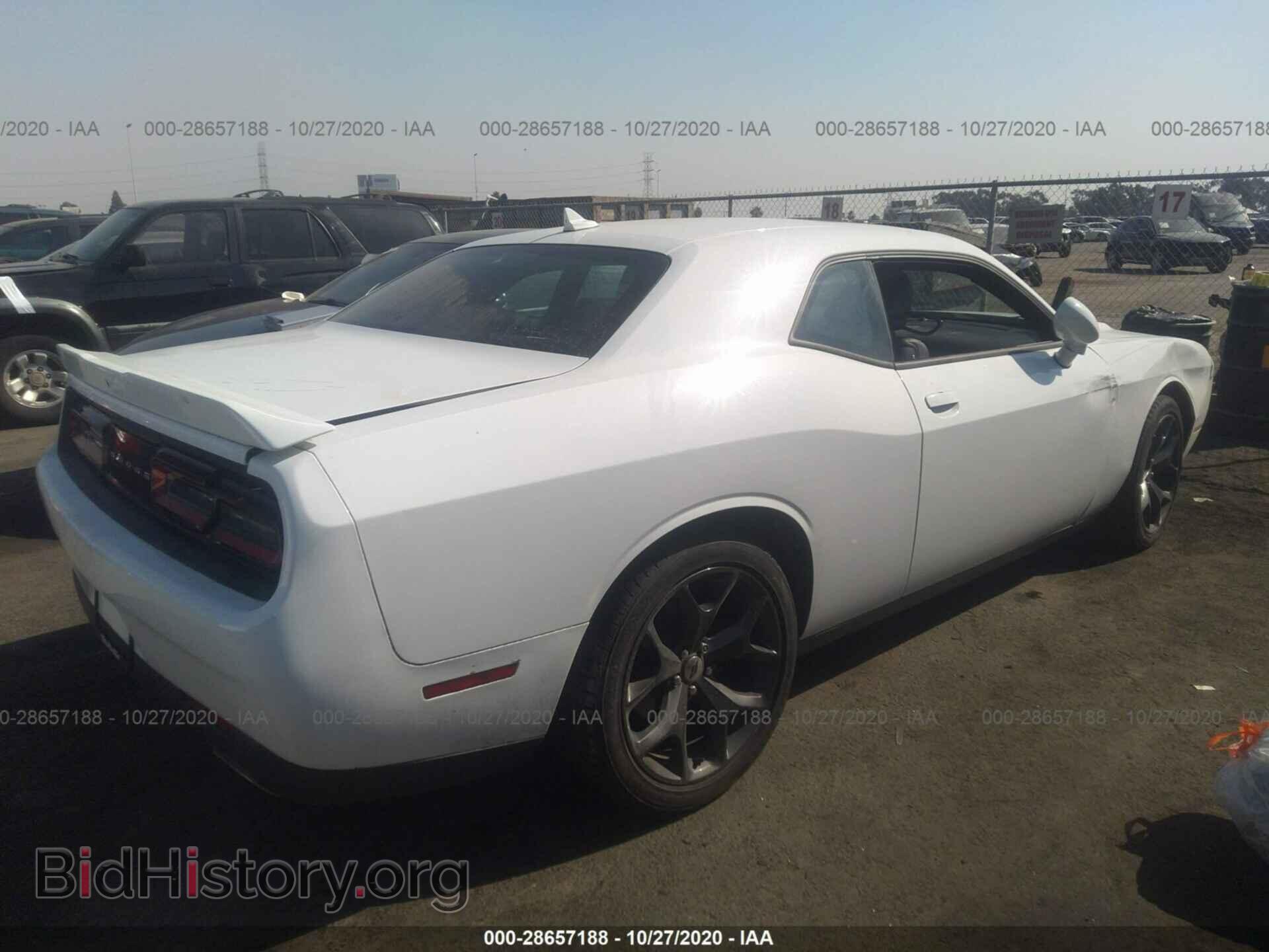 2019 DODGE CHALLENGER - VIN: 2C3CDZAG6KH724201 - Photo 4