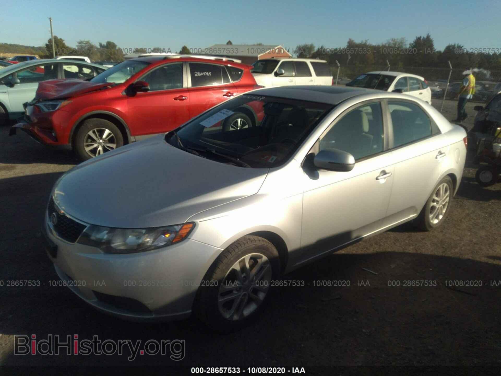 2012 KIA FORTE - VIN: KNAFU4A27C5568739 - Фото 2