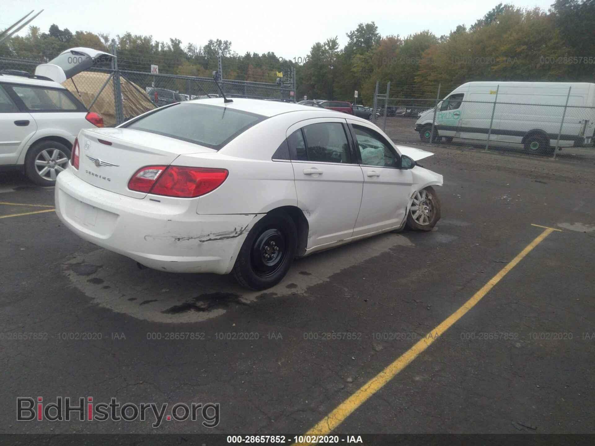 2010 CHRYSLER SEBRING - VIN: 1C3CC4FB8AN208365 - Фото 4