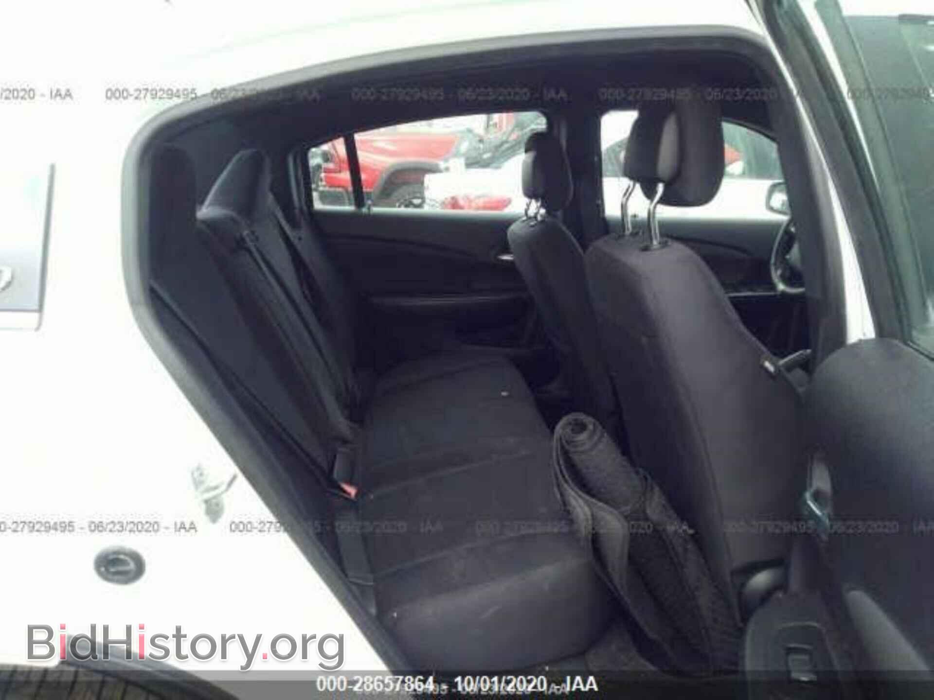 2014 CHRYSLER 200 - VIN: 1C3CCBAB6EN123378 - Фото 8