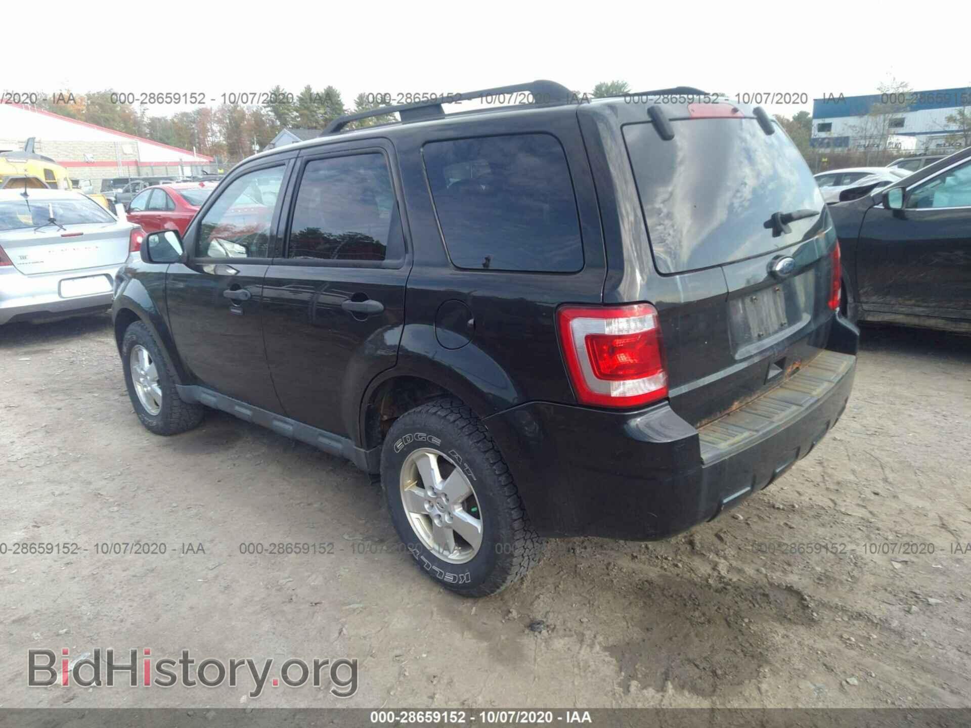2011 FORD ESCAPE - VIN: 1FMCU9DG4BKA57804 - Фото 3