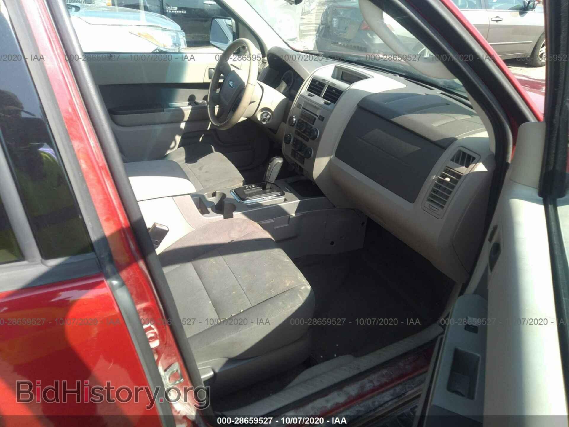 2009 FORD ESCAPE - VIN: 1FMCU03779KB28470 - Photo 5