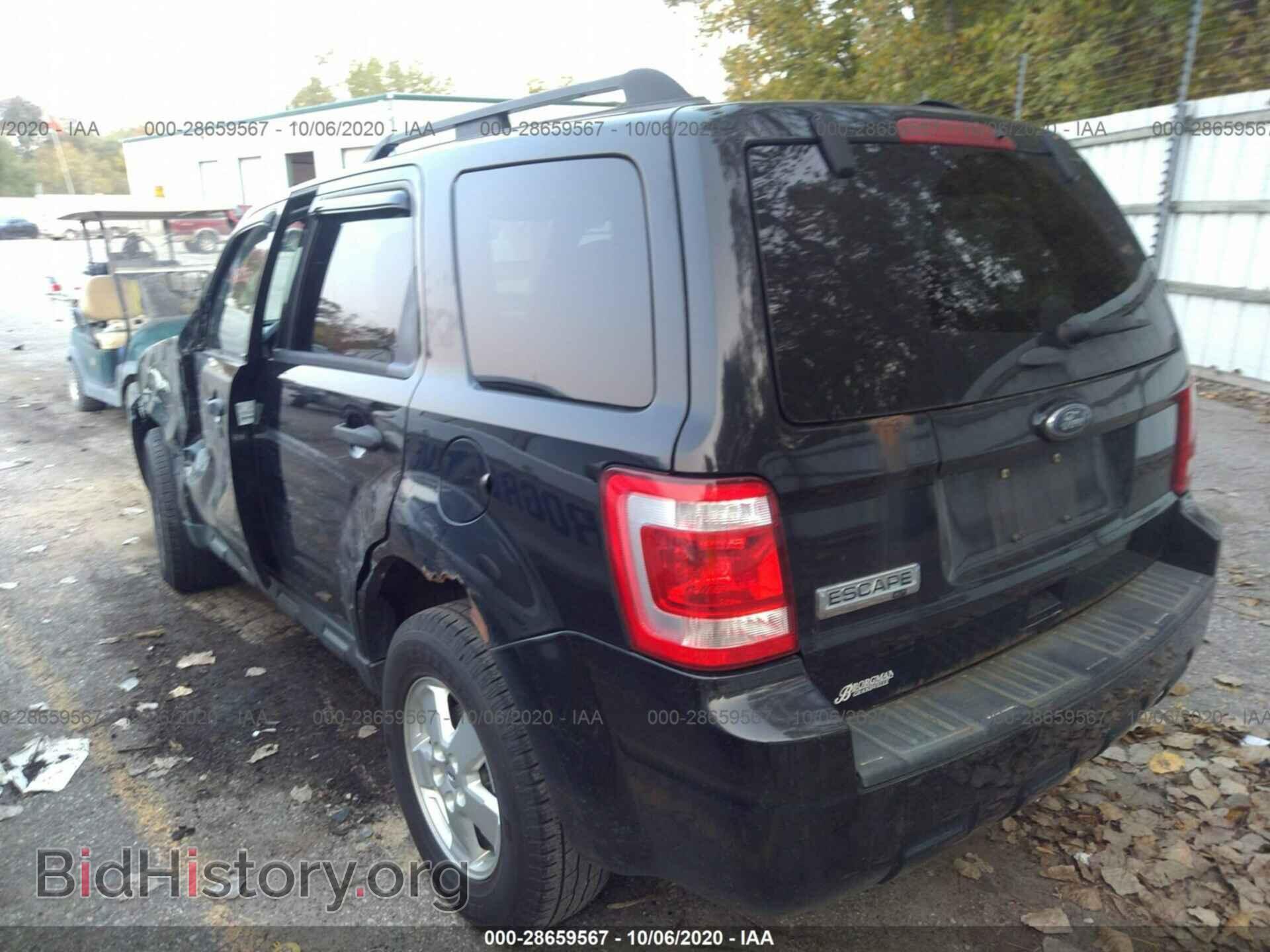 2011 FORD ESCAPE - VIN: 1FMCU9D73BKB15093 - Фото 3