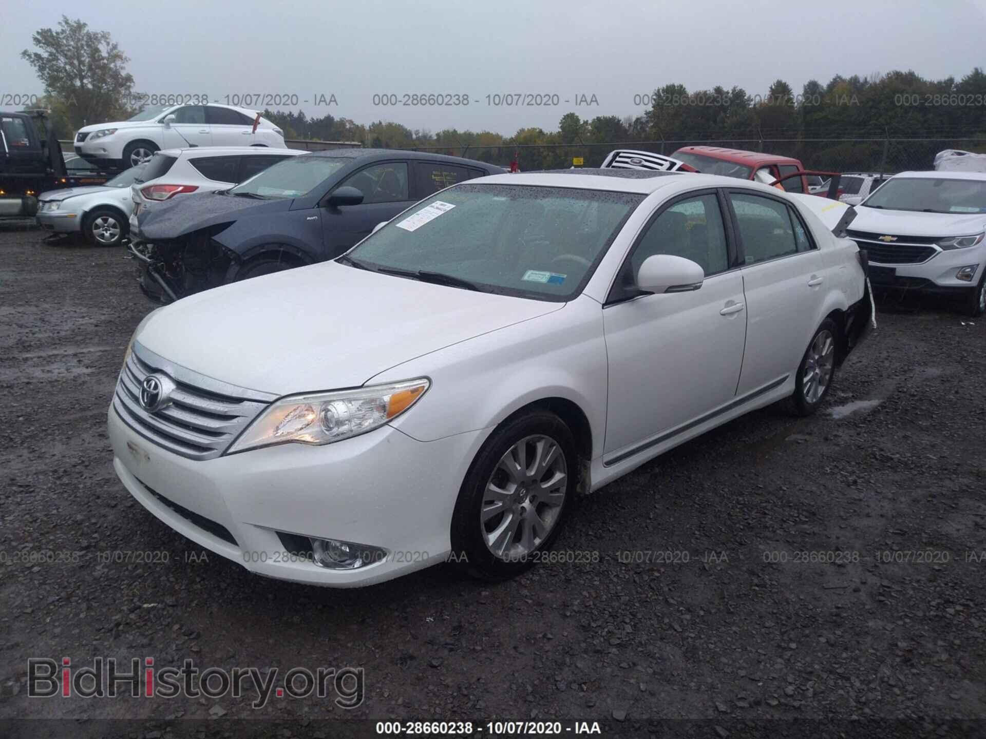 2011 TOYOTA AVALON - VIN: 4T1BK3DB2BU419703 - Фото 2