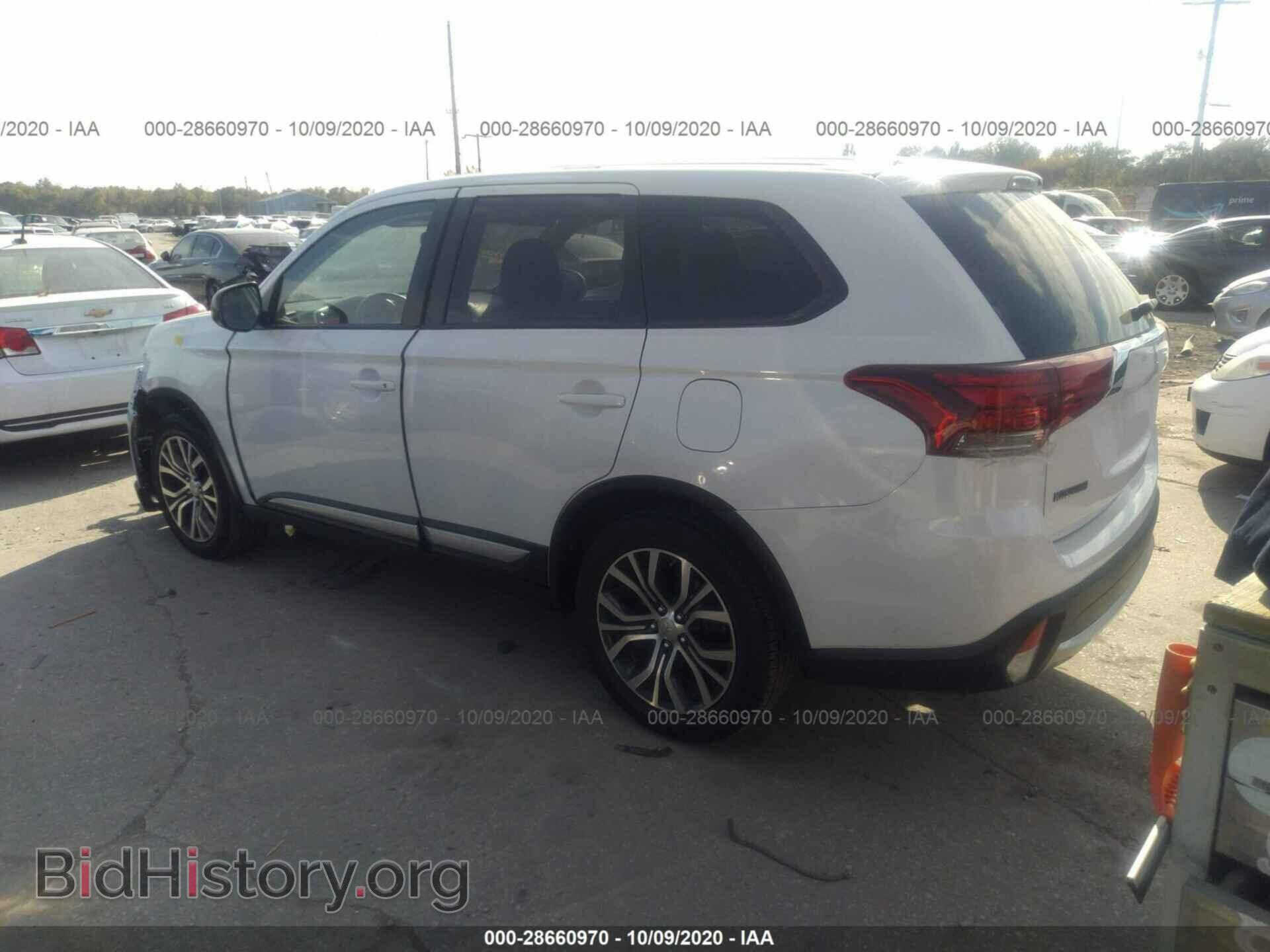 2016 MITSUBISHI OUTLANDER - VIN: JA4AD2A39GZ039327 - Фото 3