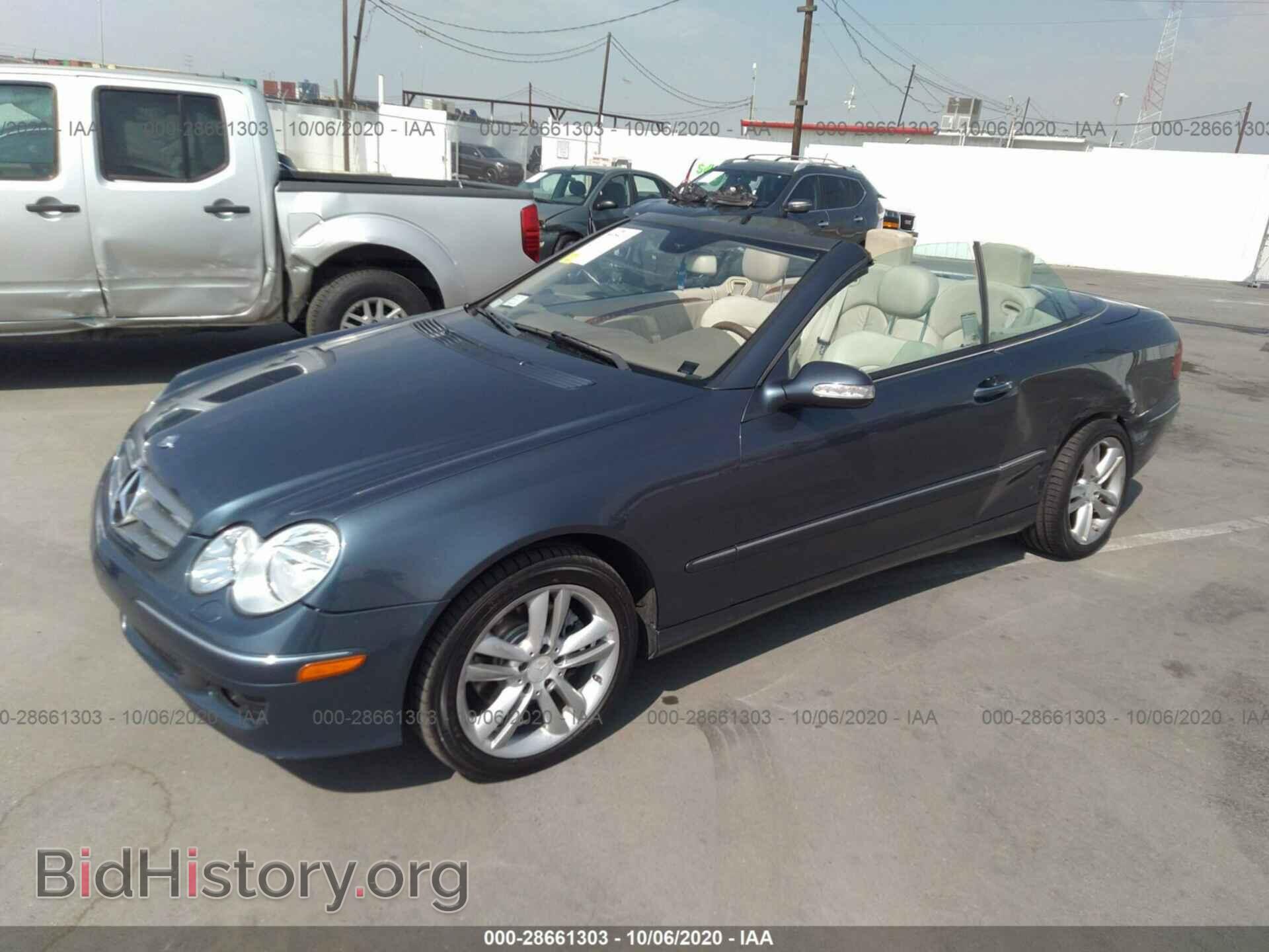 2007 MERCEDES-BENZ CLK-CLASS - VIN: WDBTK56F67F219972 - Фото 2