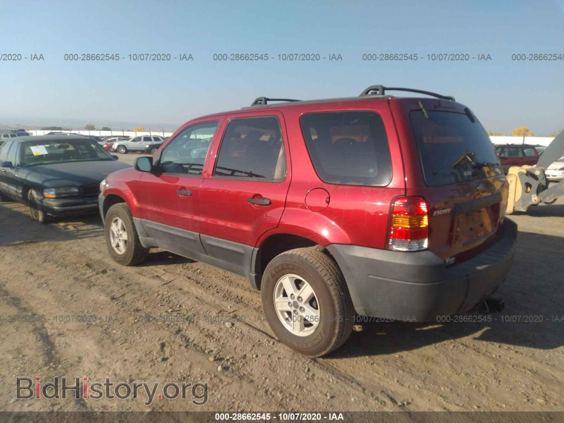 2005 FORD ESCAPE - VIN: 1FMYU02Z75KB10411 - Фото 3