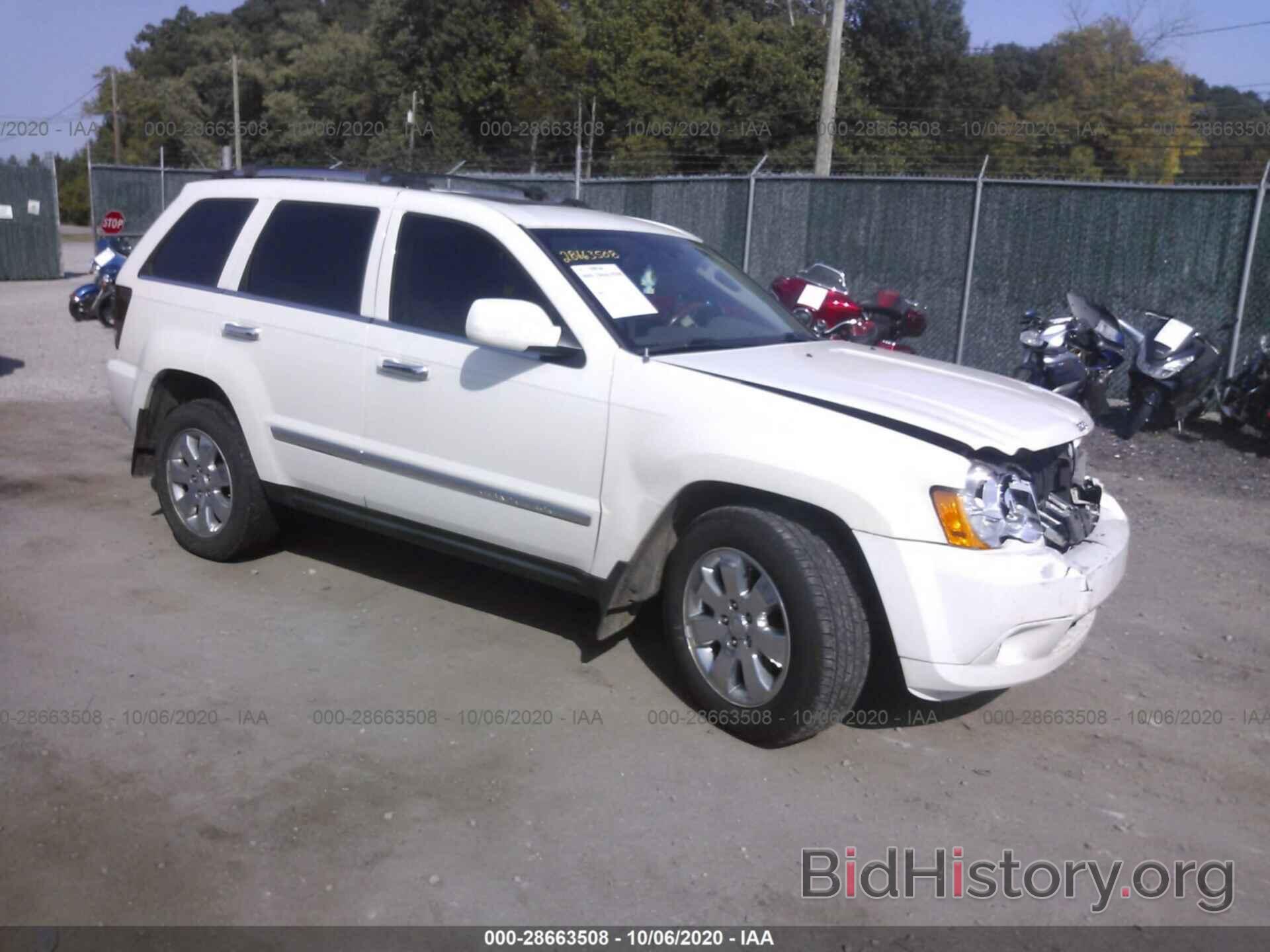 Photo 1J4RR5GT8AC109147 - JEEP GRAND CHEROKEE 2010