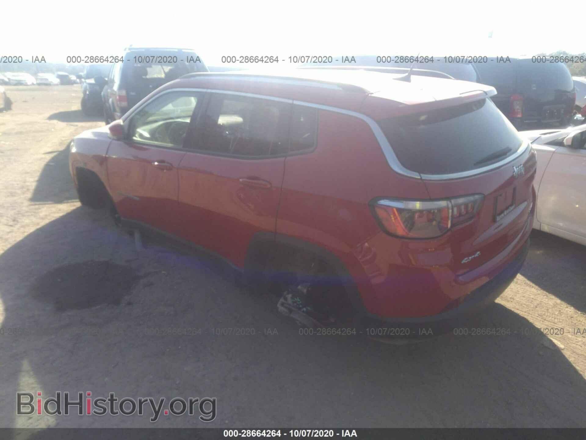 2019 JEEP COMPASS - VIN: 3C4NJDCB8KT620947 - Фото 3