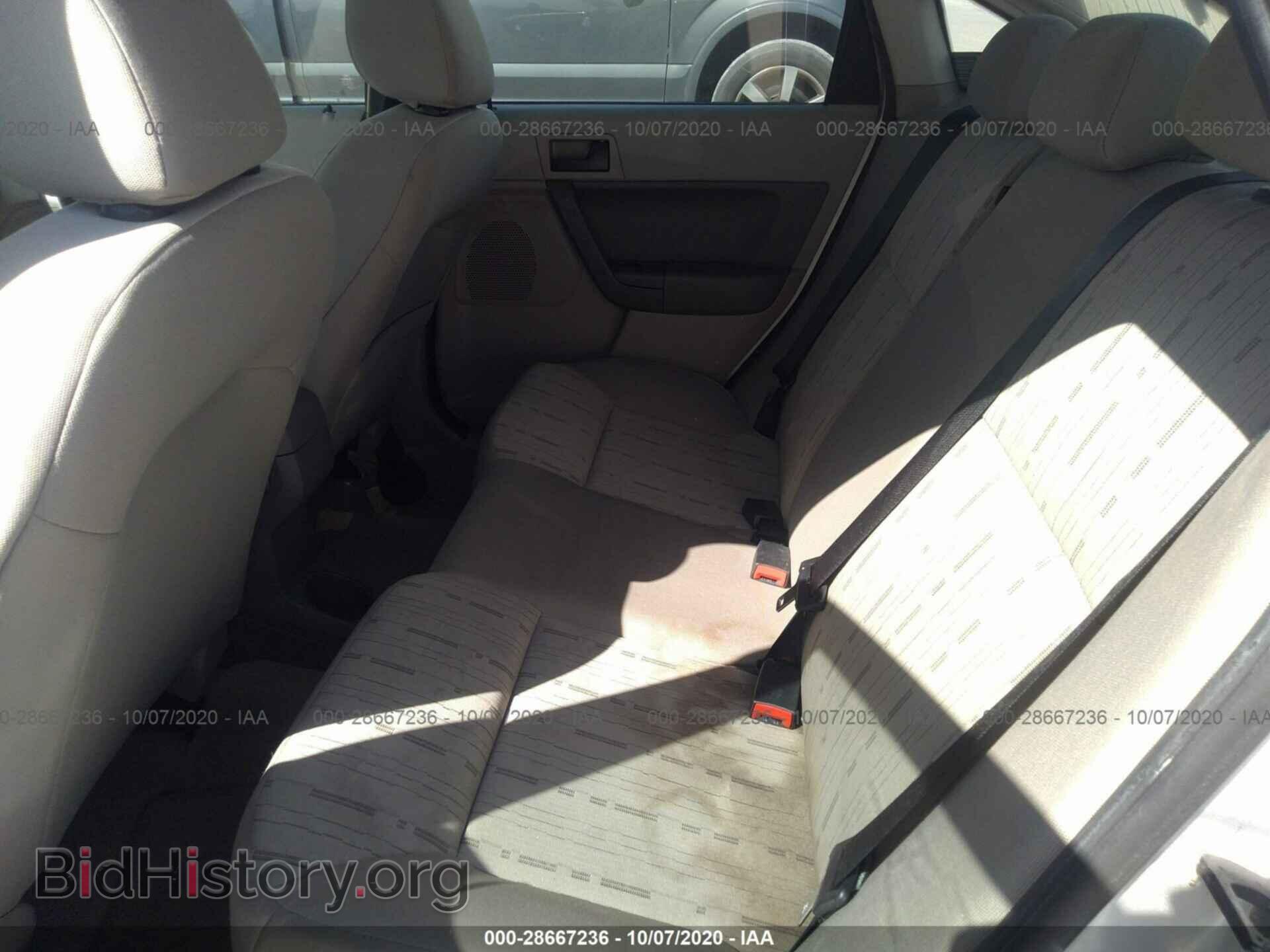 2011 FORD FOCUS - VIN: 1FAHP3FN5BW142546 - Photo 8