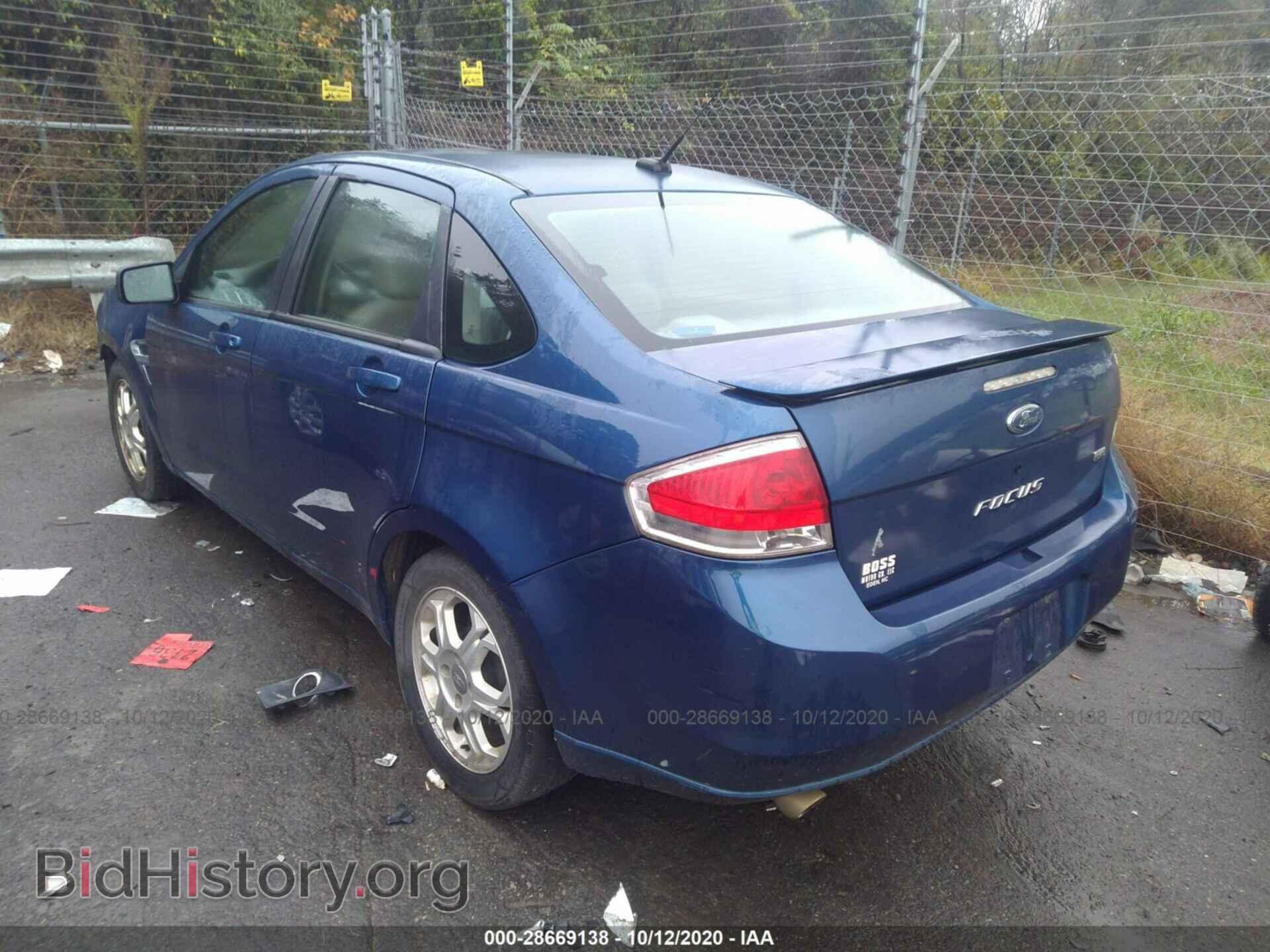 2008 FORD FOCUS - VIN: 1FAHP35N18W284600 - Фото 3