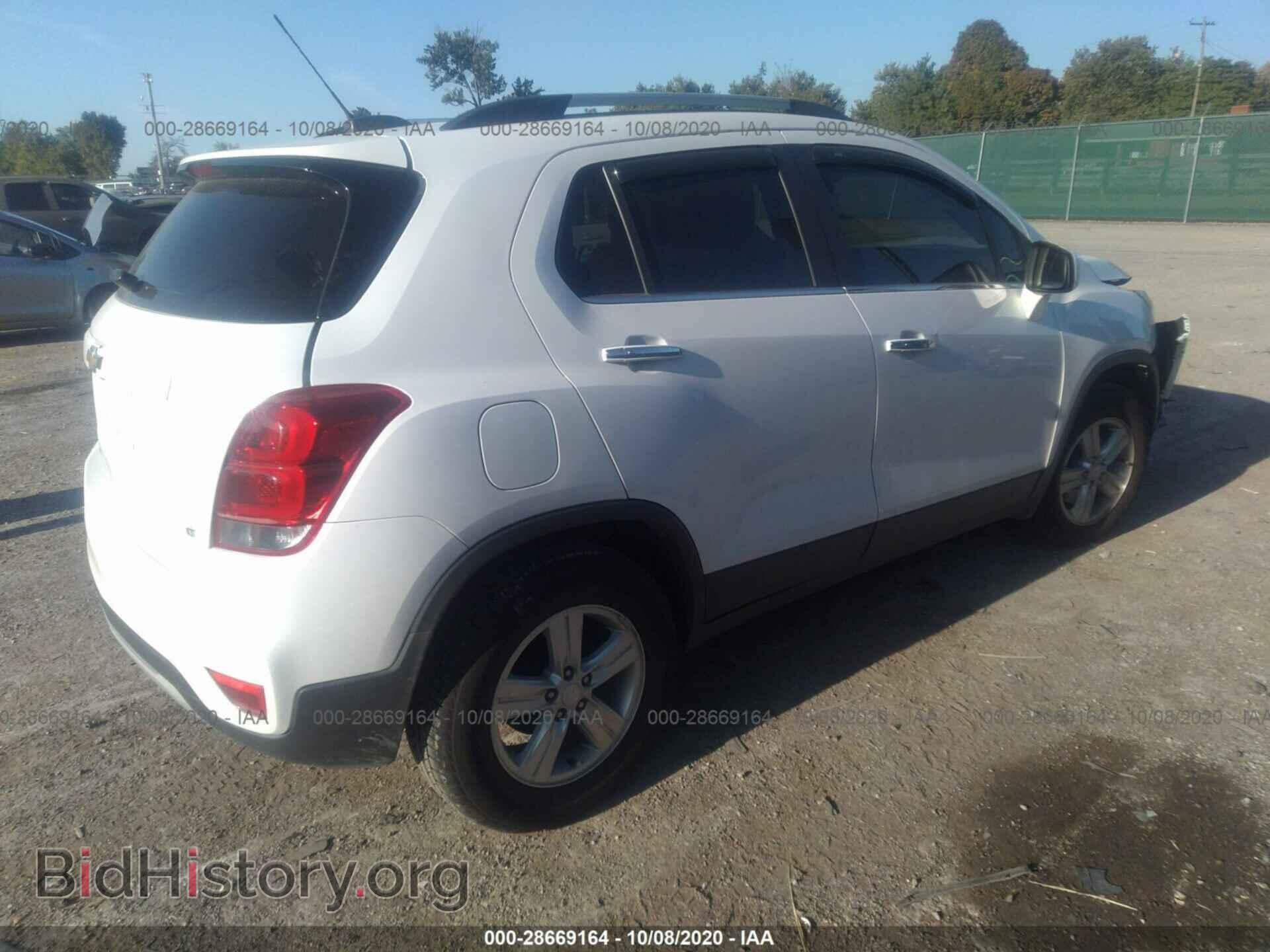 2018 CHEVROLET TRAX - VIN: 3GNCJLSB0JL176052 - Фото 4