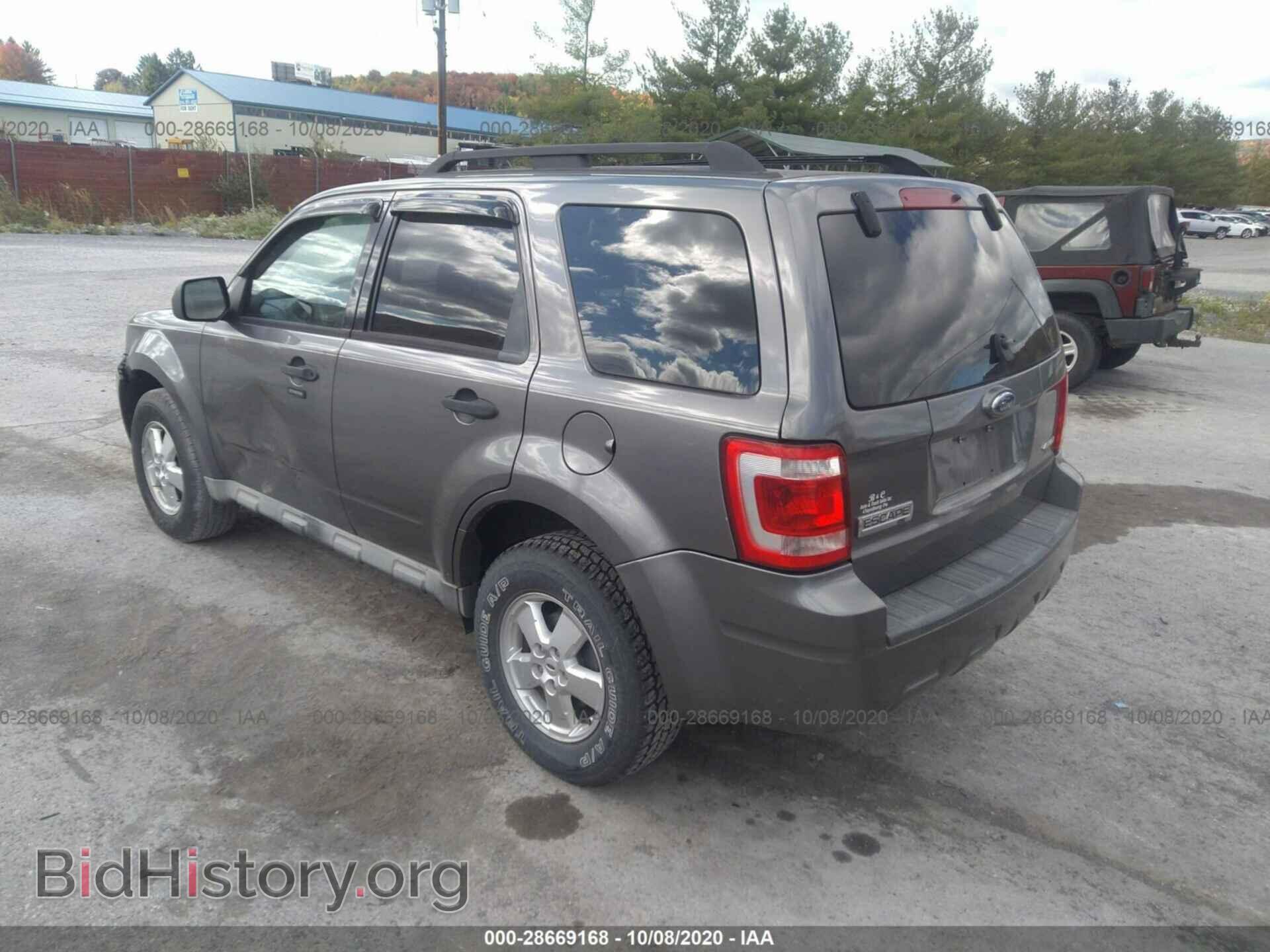 2009 FORD ESCAPE - VIN: 1FMCU93G39KB61552 - Фото 3