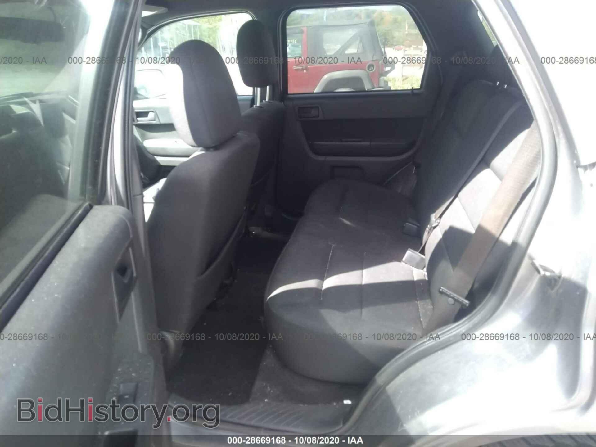 2009 FORD ESCAPE - VIN: 1FMCU93G39KB61552 - Фото 8