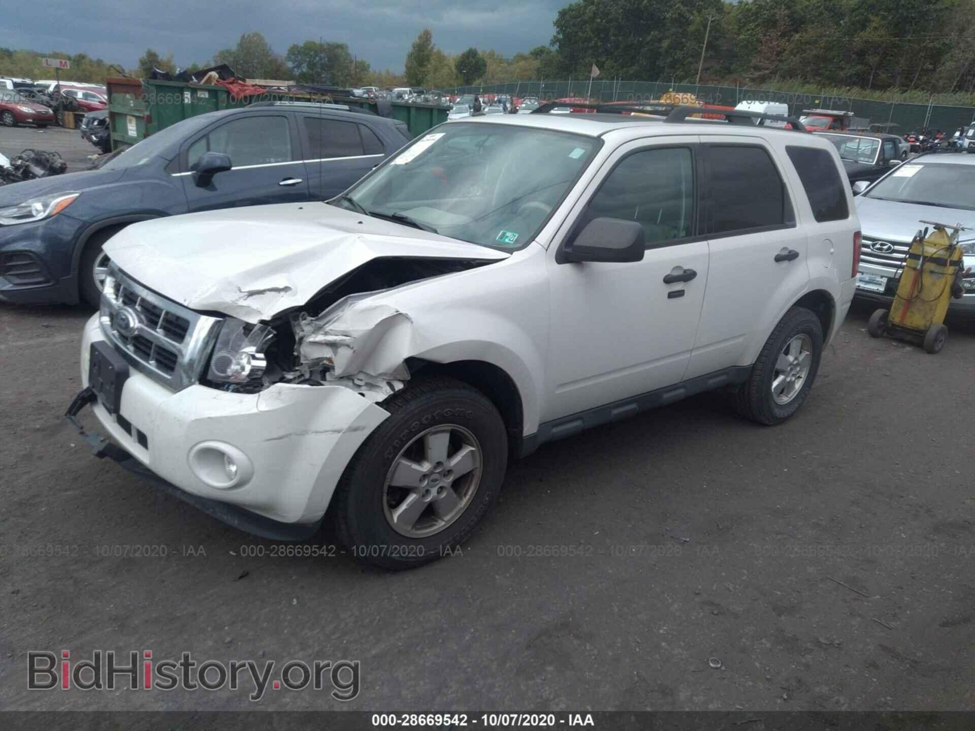 2012 FORD ESCAPE - VIN: 1FMCU9D74CKA54564 - Фото 2