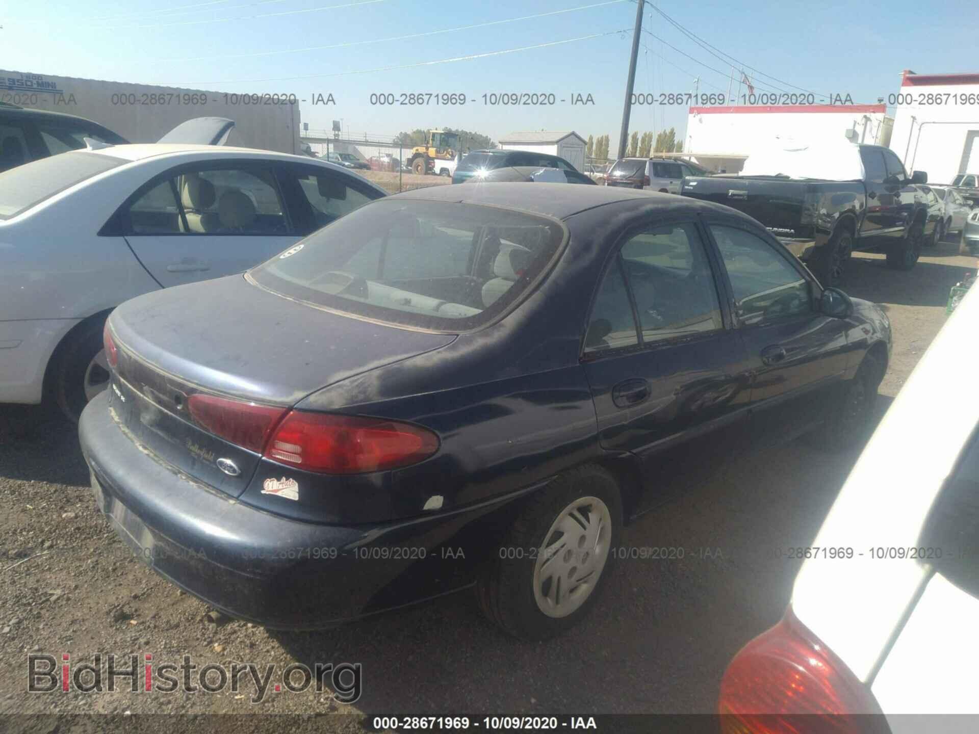 2000 FORD ESCORT - VIN: 3FAFP13P2YR181463 - Photo 4