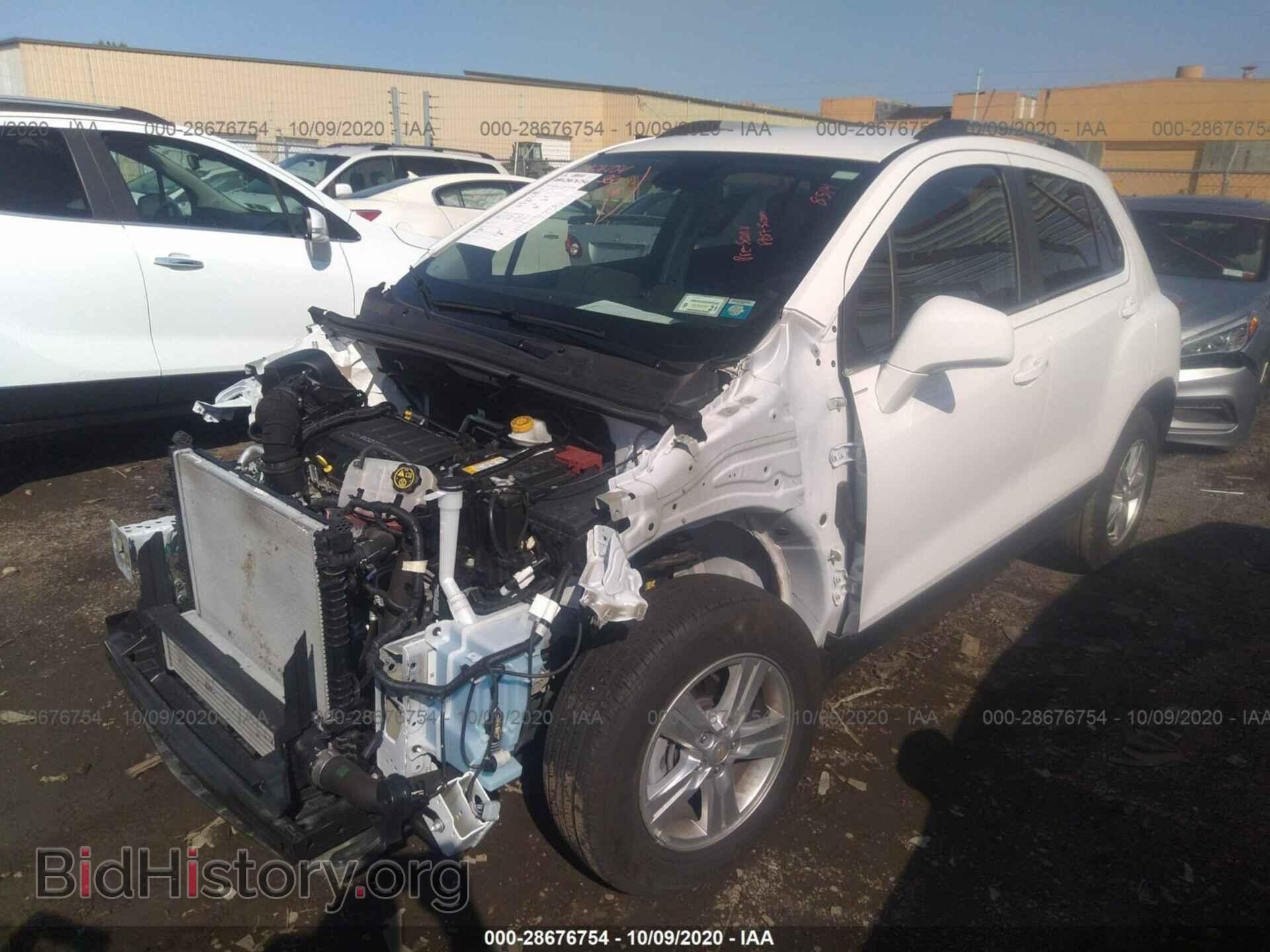 2019 CHEVROLET TRAX - VIN: 3GNCJLSB3KL325846 - Фото 2