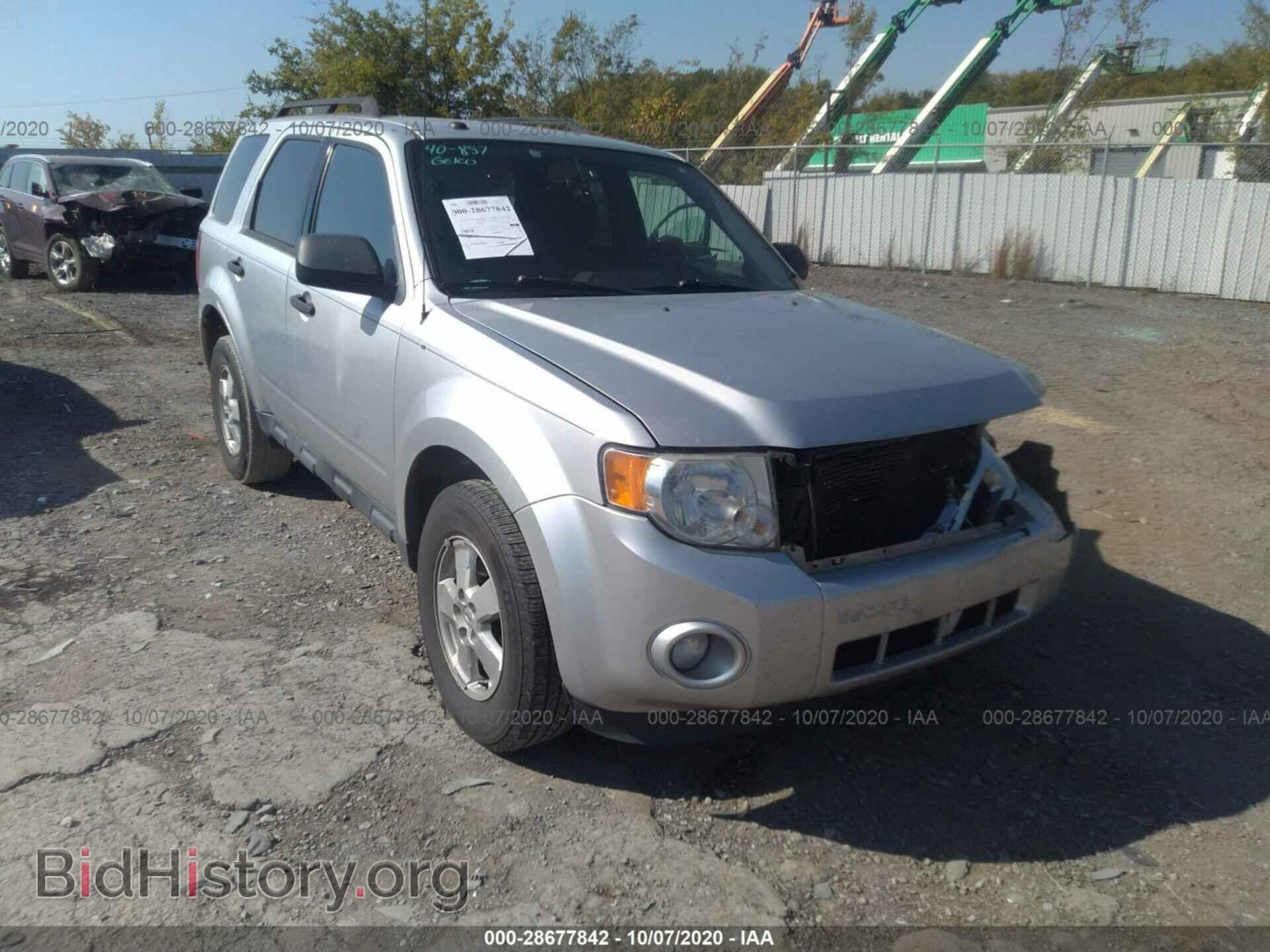 Photo 1FMCU0DG4BKA87364 - FORD ESCAPE 2011