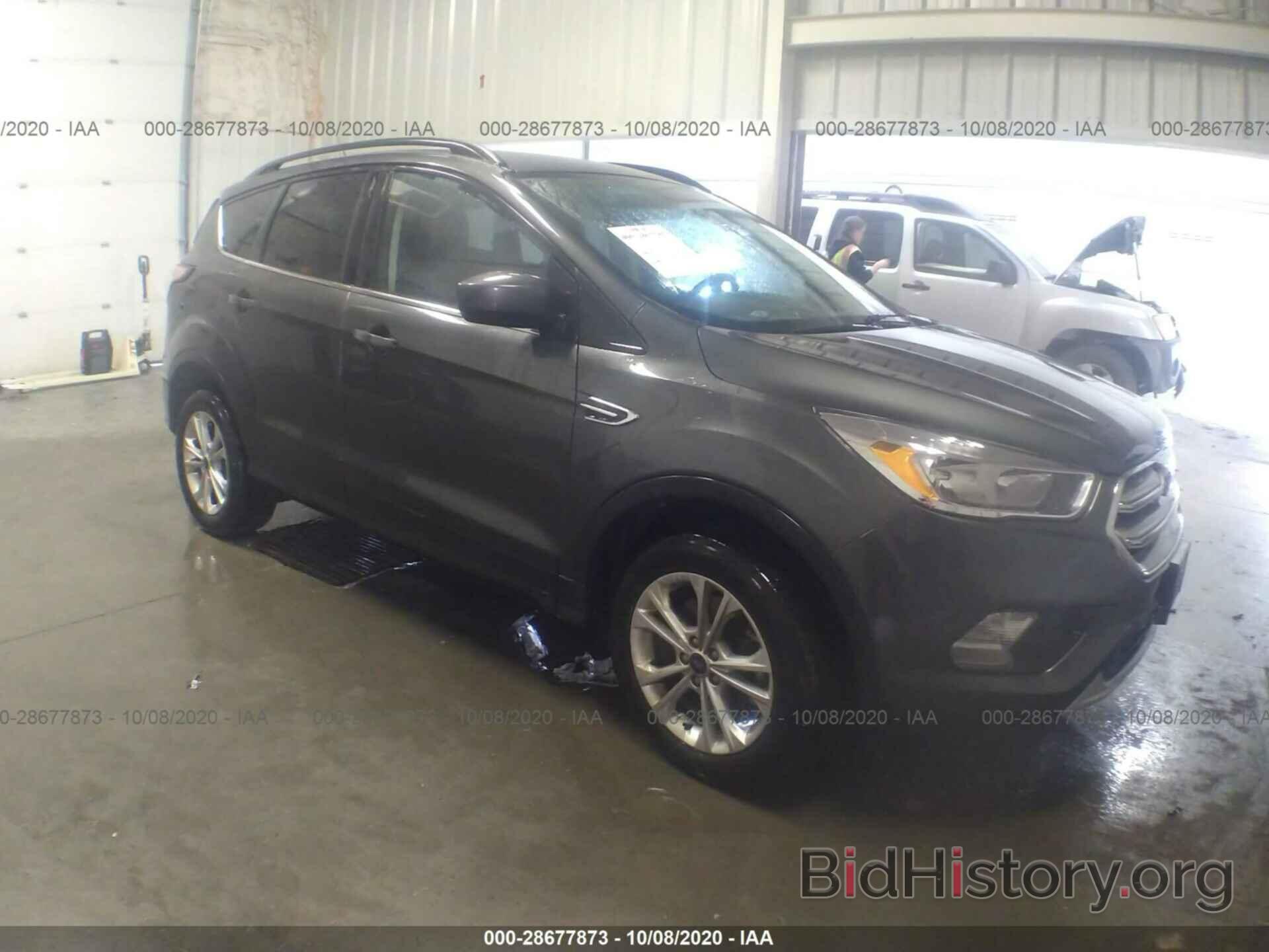 Photo 1FMCU9GD0JUD51740 - FORD ESCAPE 2018