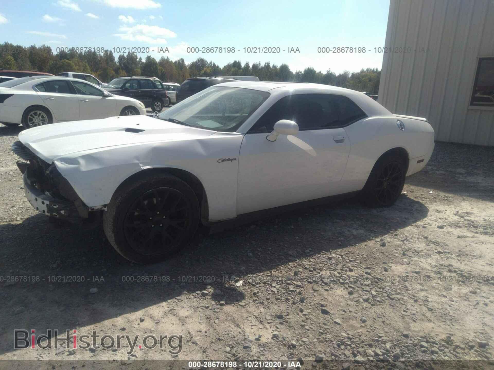 2012 DODGE CHALLENGER - VIN: 2C3CDYAG0CH131011 - Photo 2