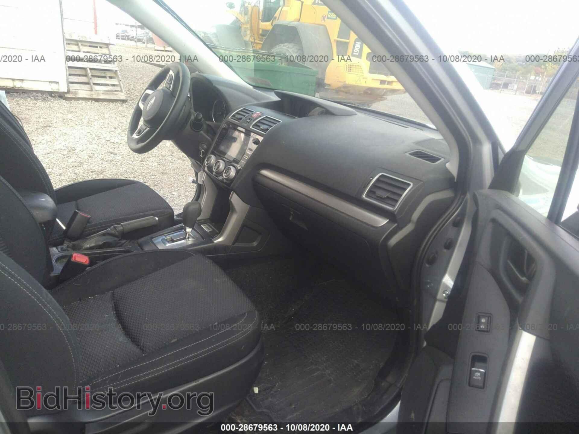 2017 SUBARU FORESTER - VIN: JF2SJAEC0HH594716 - Фото 5