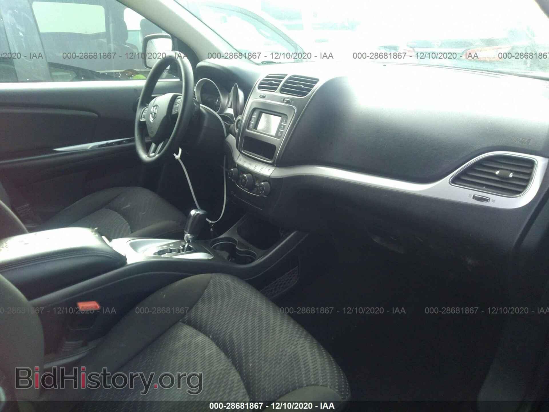 2019 DODGE JOURNEY - VIN: 3C4PDCAB3KT750910 - Фото 5