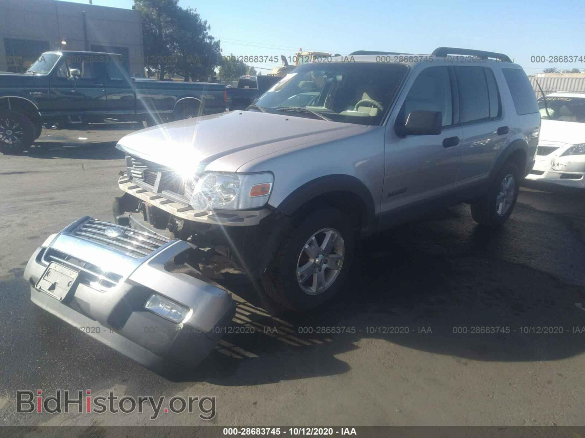 2006 FORD EXPLORER - VIN: 1FMEU73806UB35738 - Фото 2