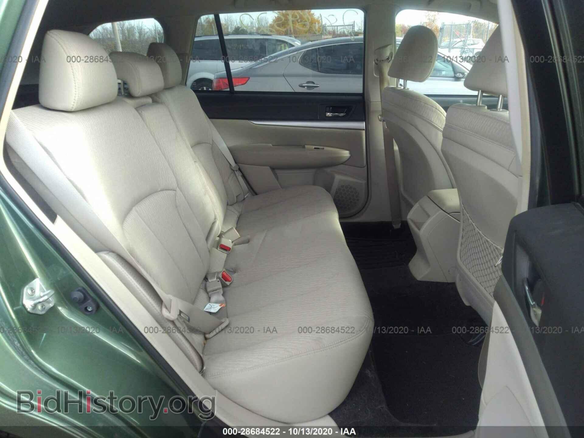 2012 SUBARU OUTBACK - VIN: 4S4BRCCC4C3239863 - Photo 8