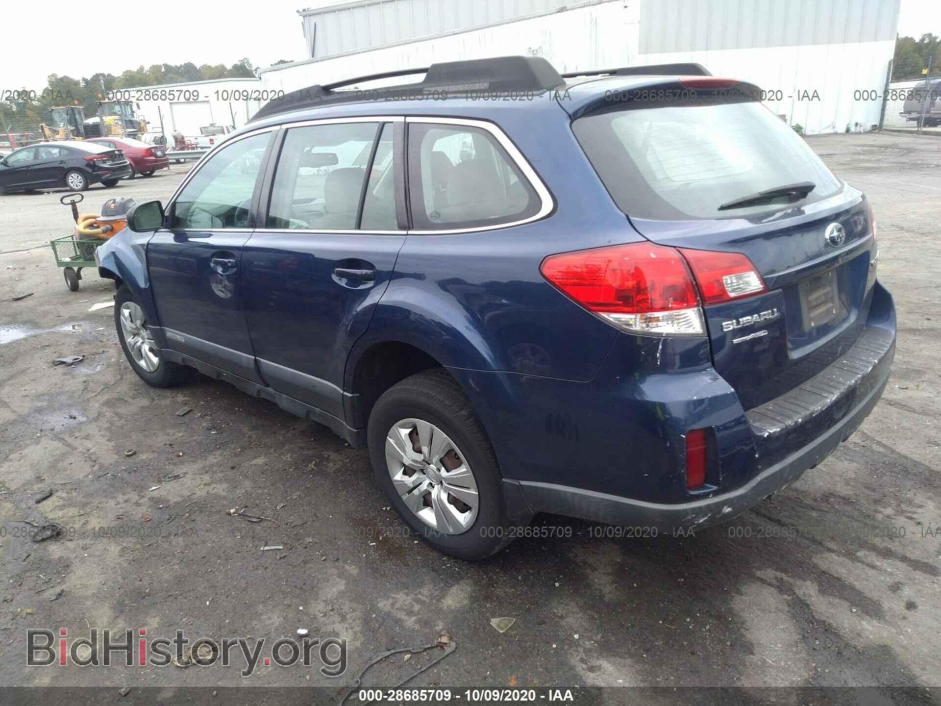 2011 SUBARU OUTBACK - VIN: 4S4BRCAC6B3387899 - Фото 3