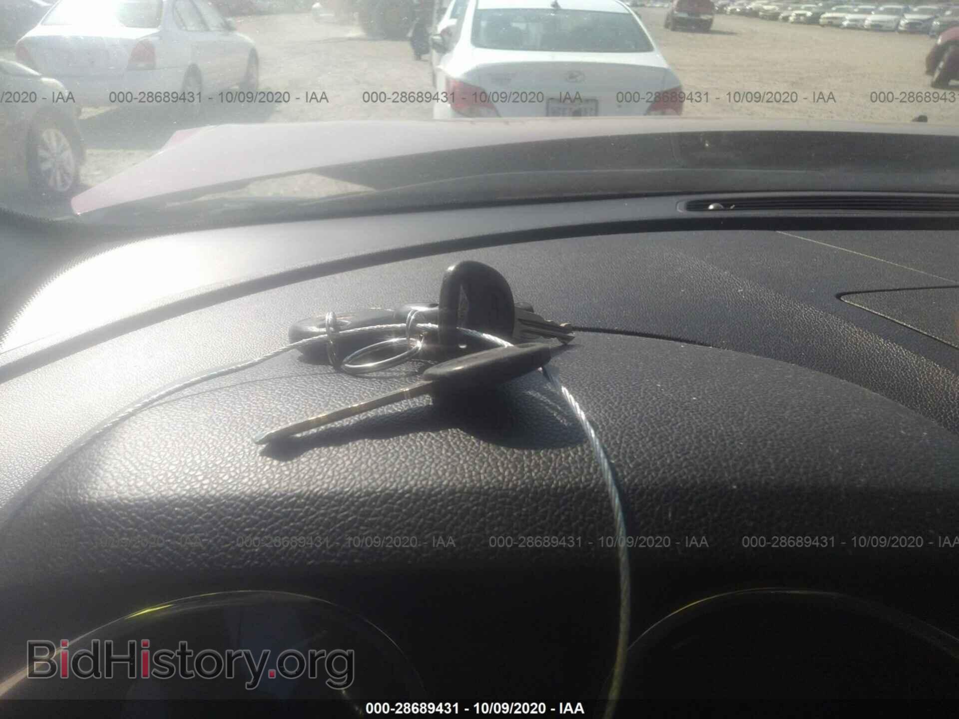 2009 CHEVROLET TRAVERSE - VIN: 1GNER23D19S170110 - Фото 11