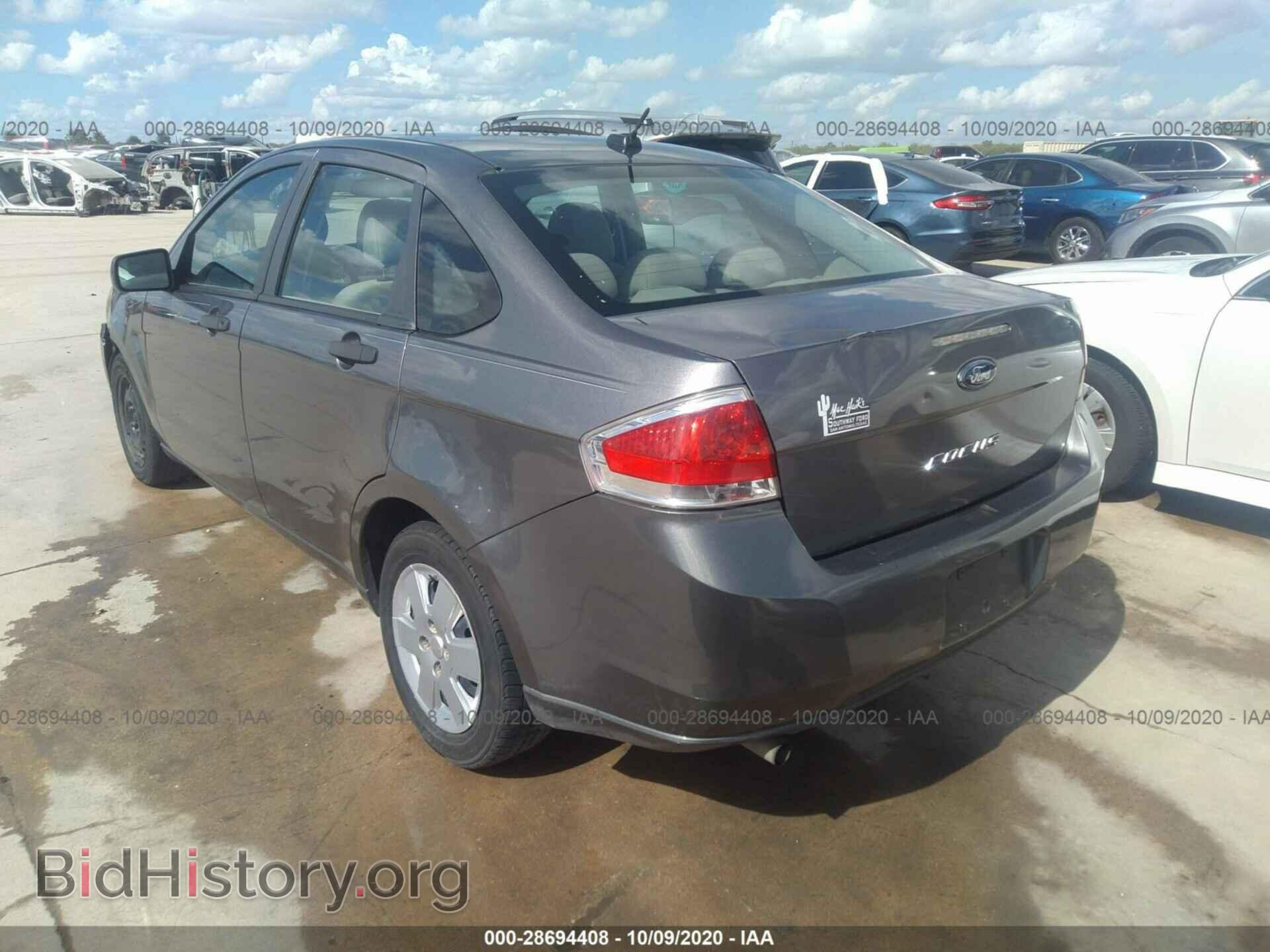 2010 FORD FOCUS - VIN: 1FAHP3EN2AW203500 - Фото 3