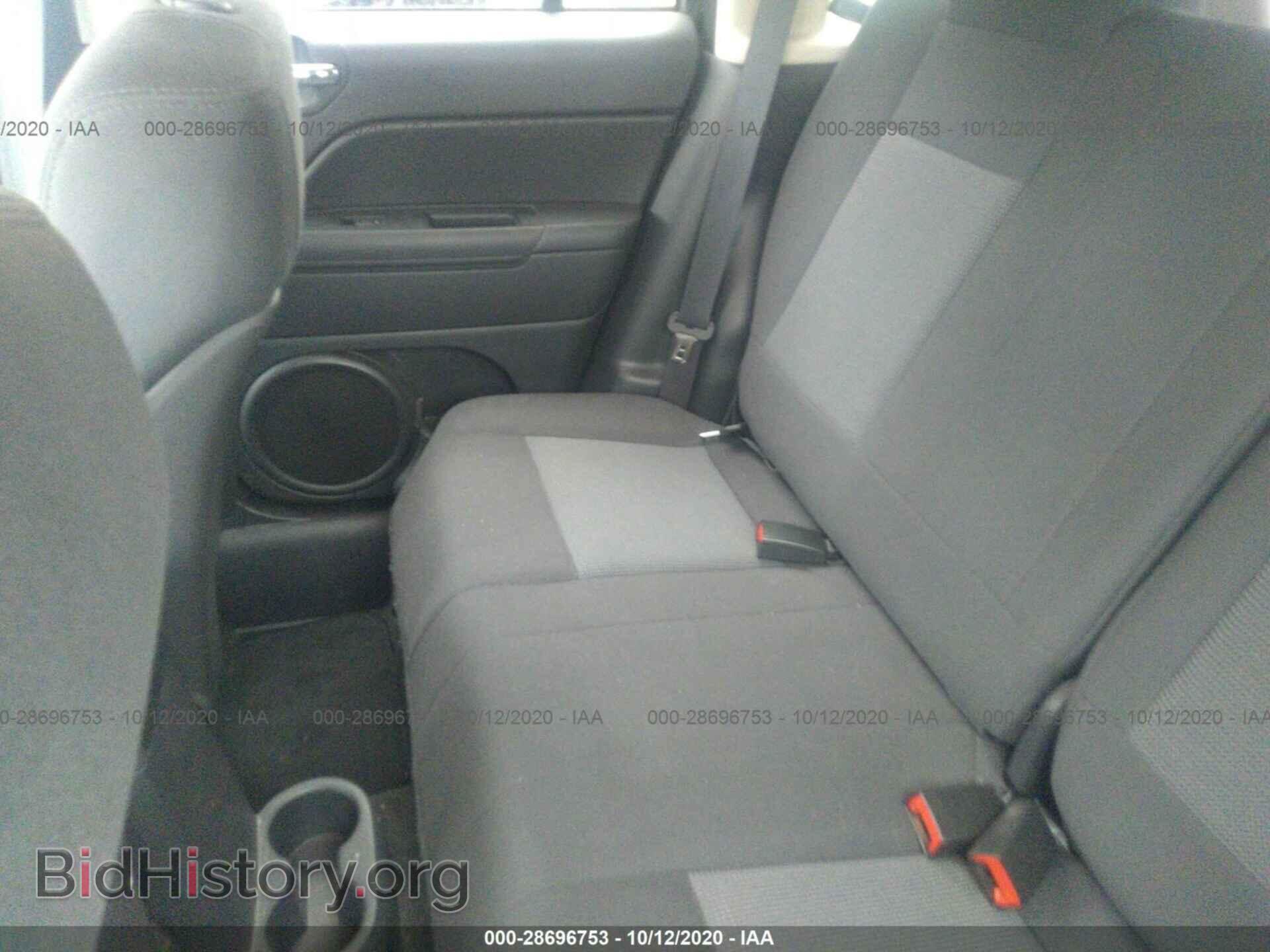 2013 JEEP COMPASS - VIN: 1C4NJDBB8DD190542 - Фото 8