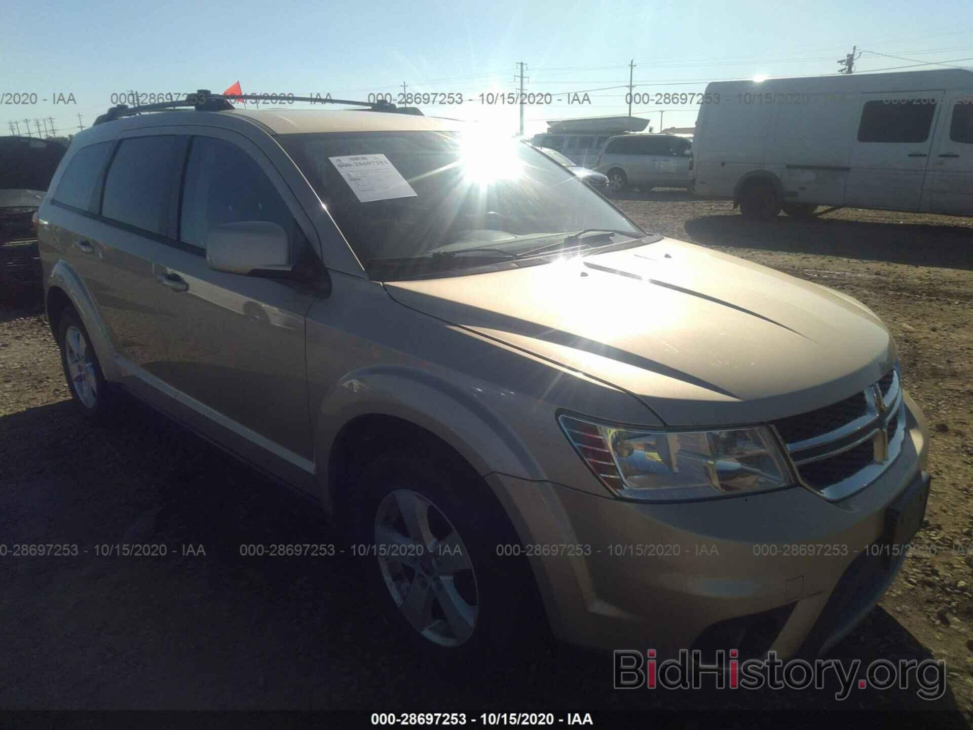 Photo 3D4PG1FG0BT558122 - DODGE JOURNEY 2011