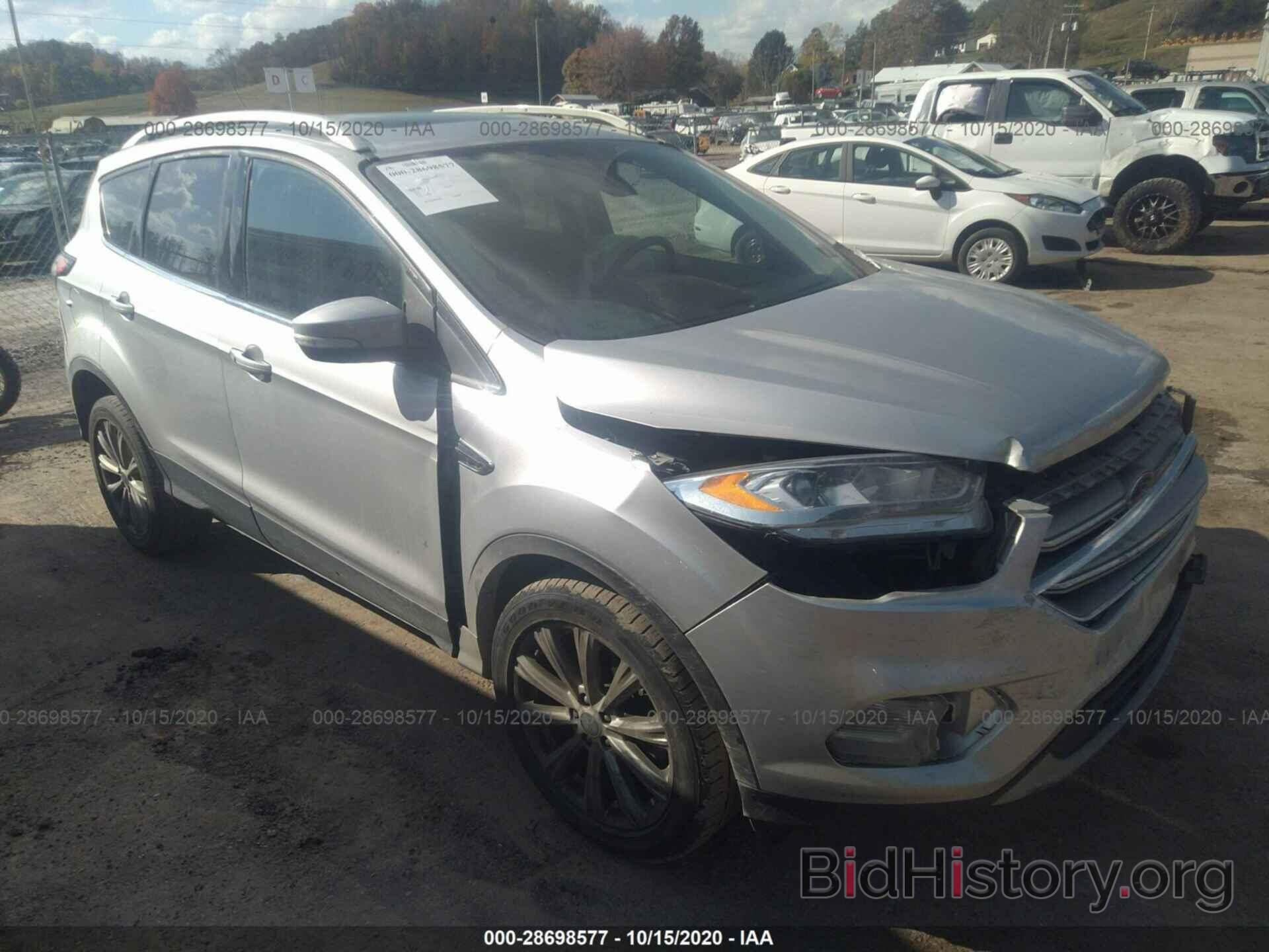 Photo 1FMCU9J90HUB75805 - FORD ESCAPE 2017