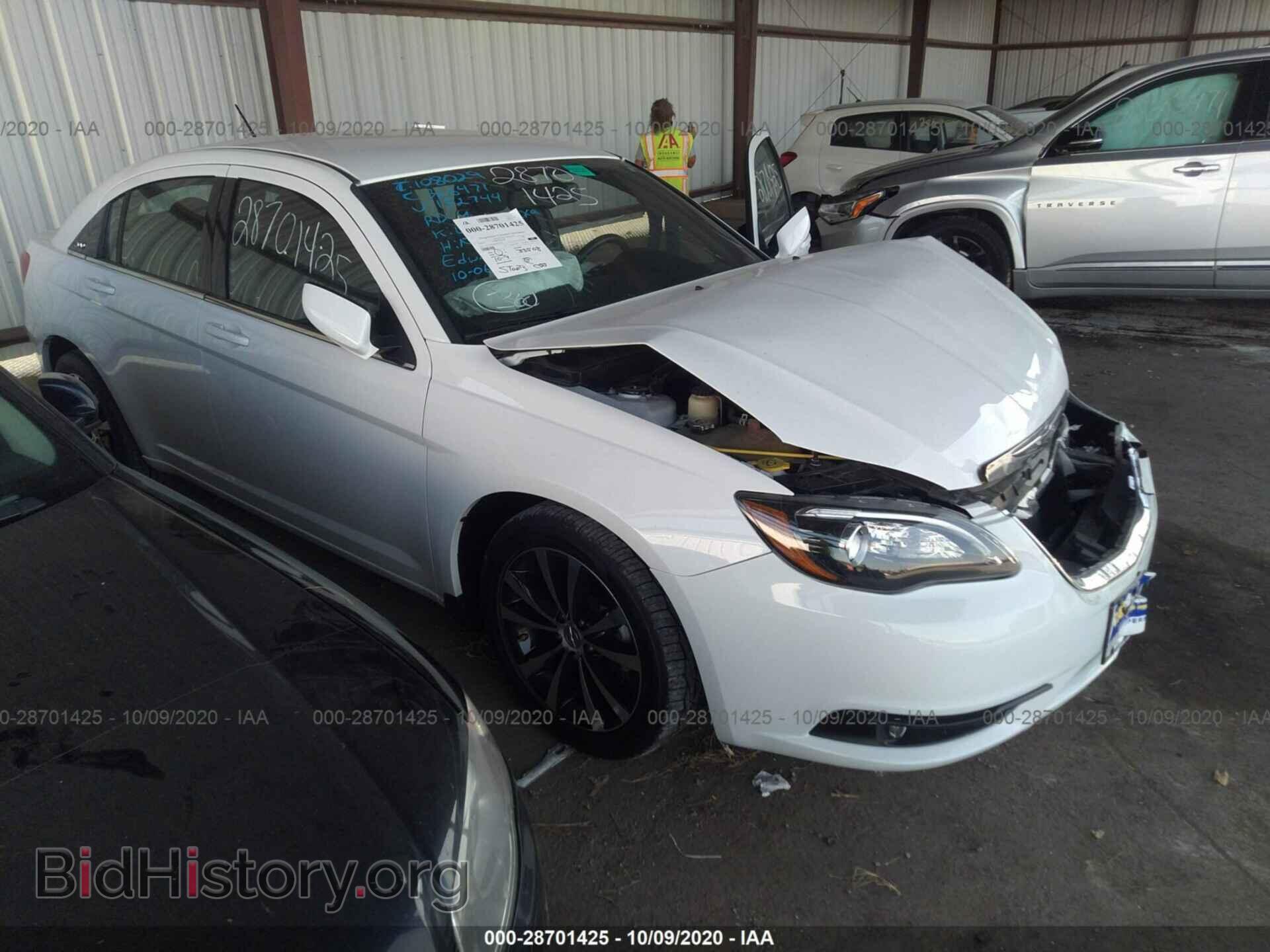 Фотография 1C3CCBBG4EN152744 - CHRYSLER 200 2014