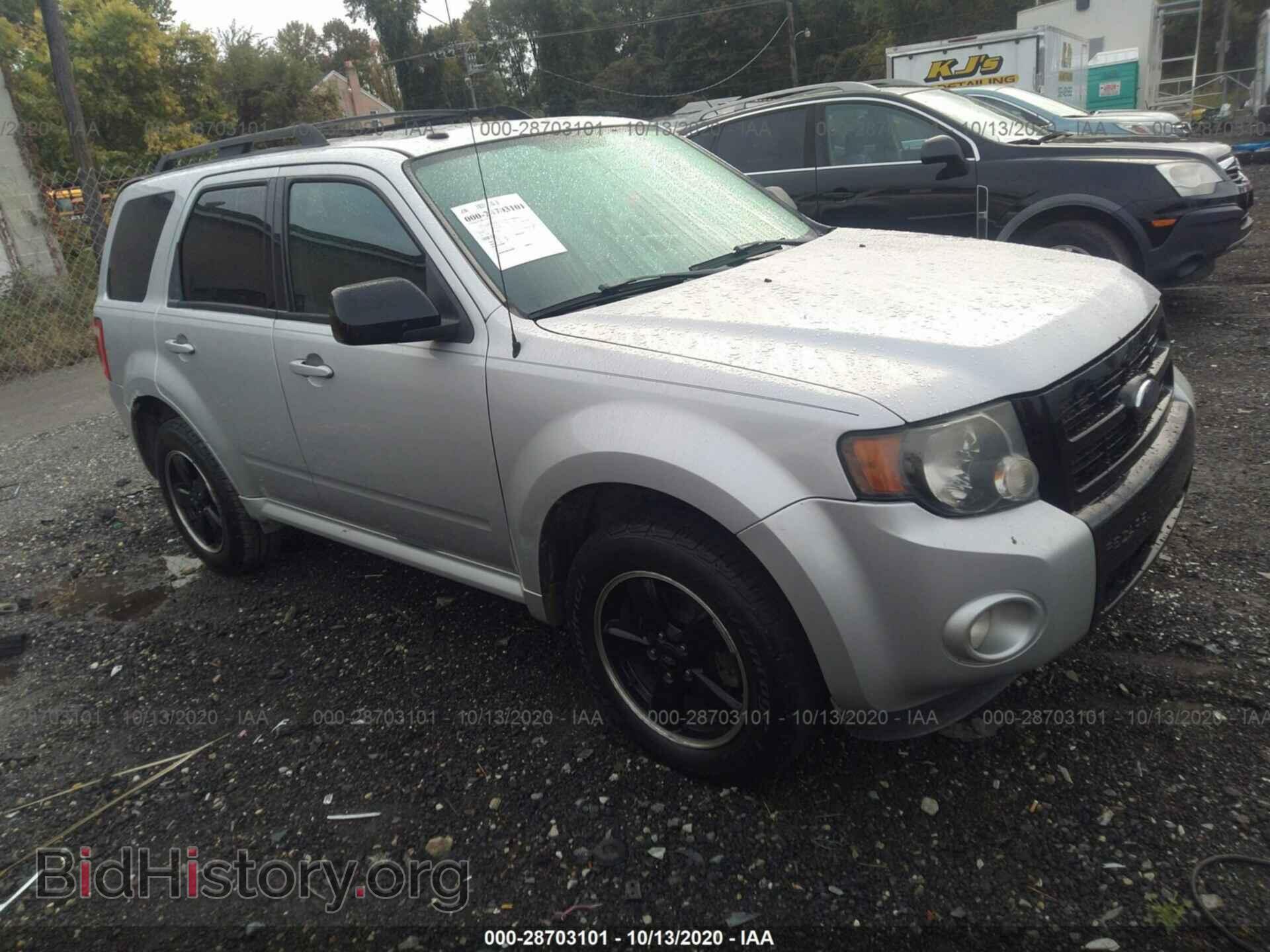 Photo 1FMCU03739KB27333 - FORD ESCAPE 2009