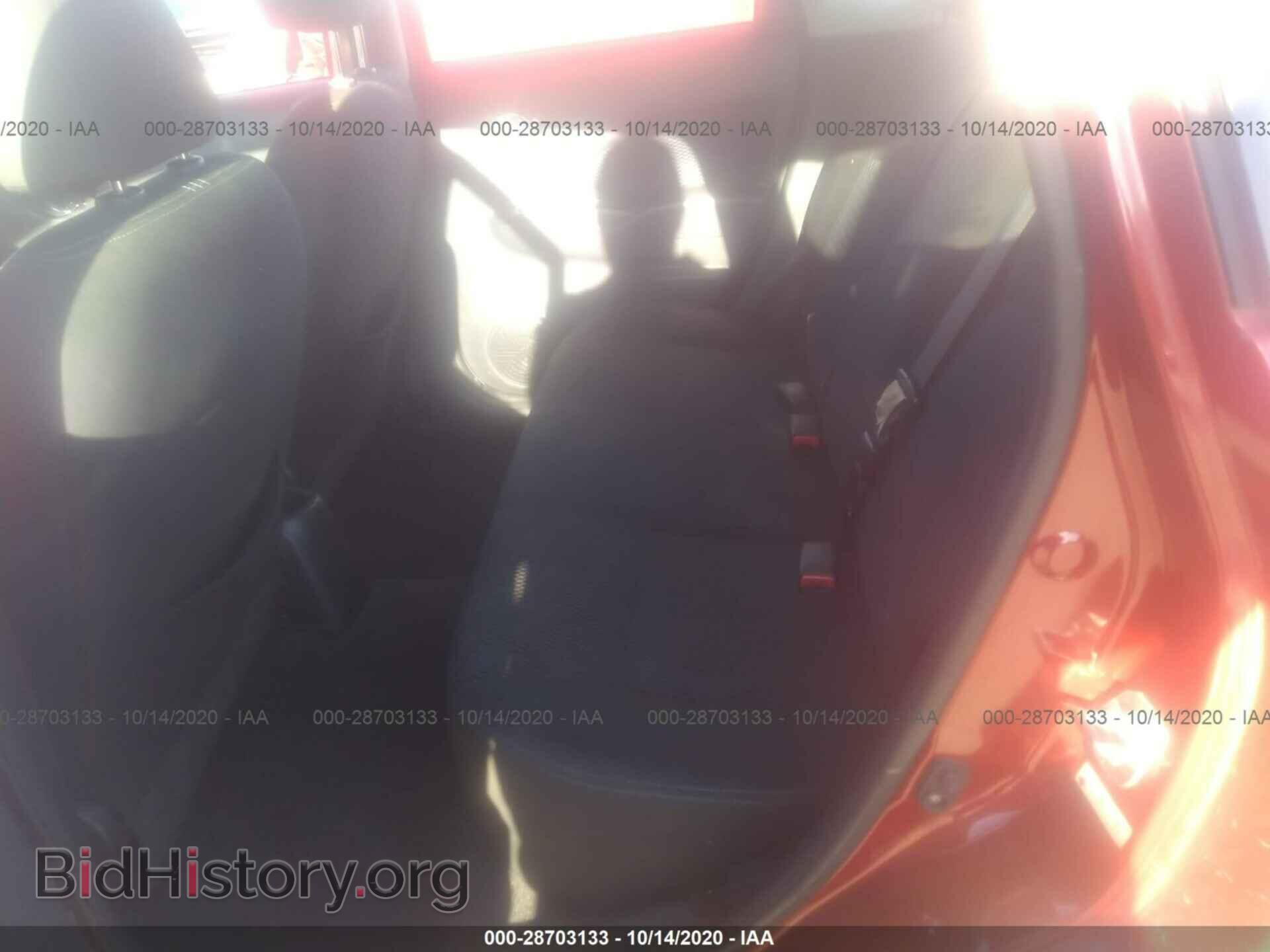 2014 NISSAN VERSA NOTE - VIN: 3N1CE2CP1EL374262 - Фото 8