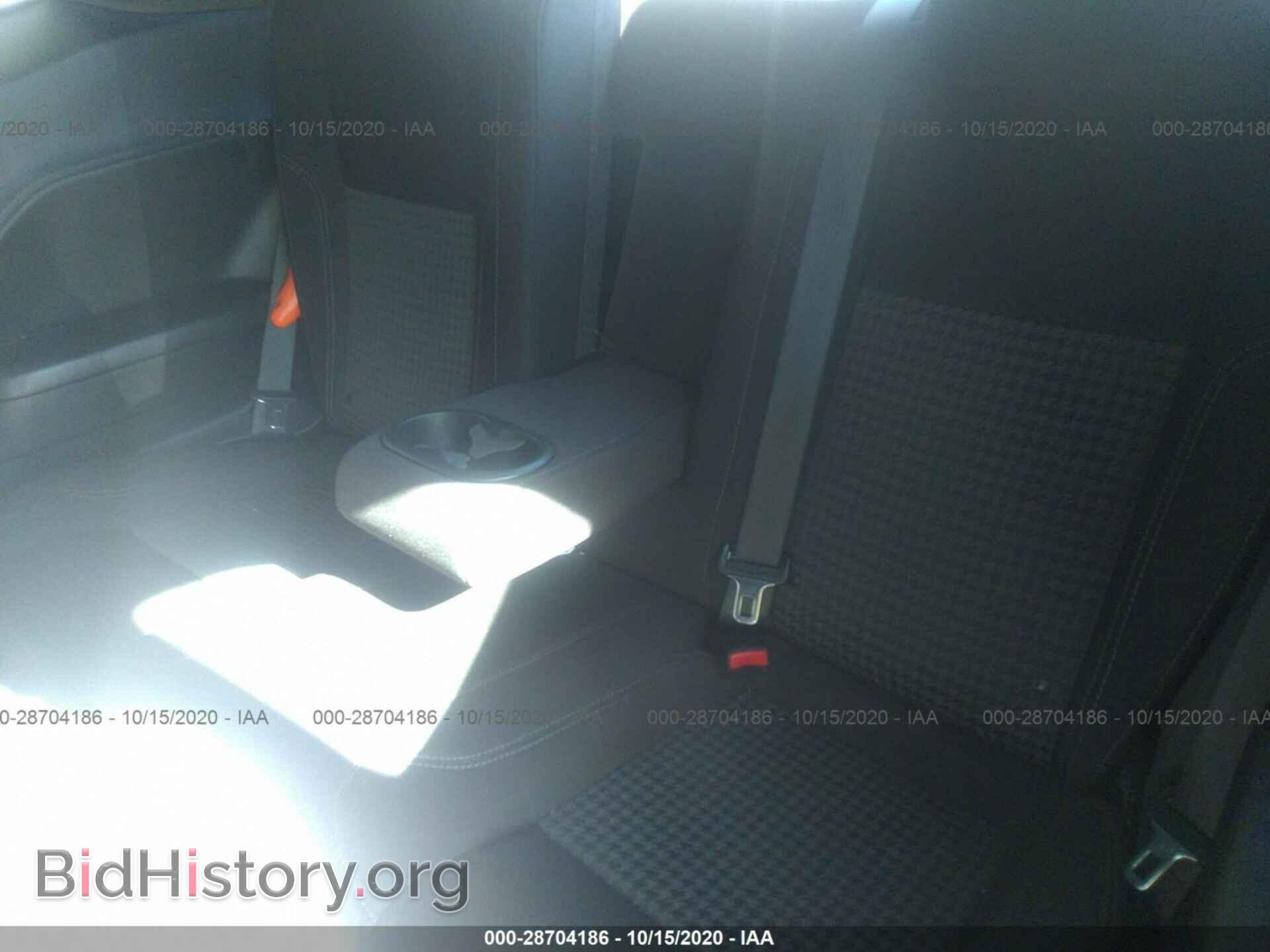 2015 DODGE CHALLENGER - VIN: 2C3CDZAG4FH855049 - Photo 8