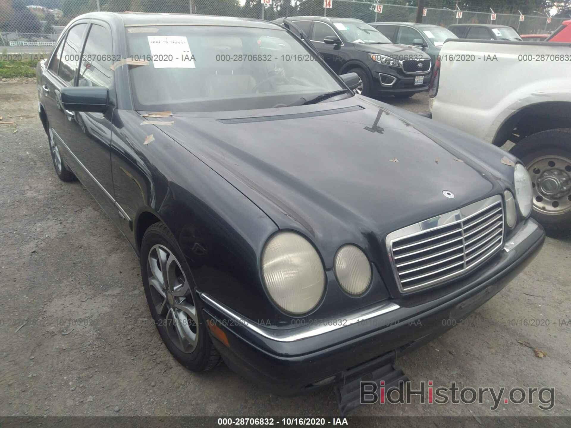 Photo WDBJF72F4VA272256 - MERCEDES-BENZ E-CLASS 1997