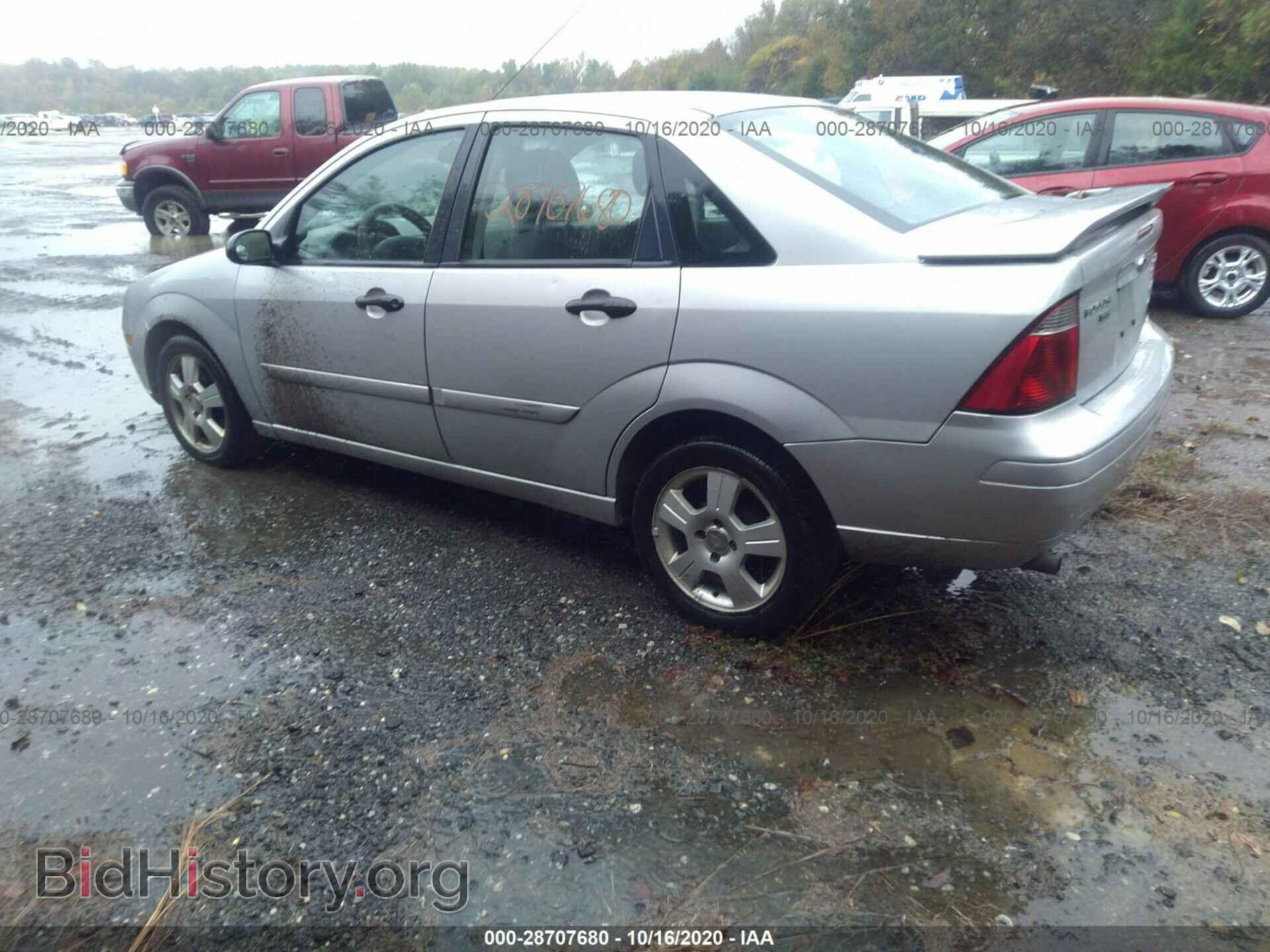 2006 FORD FOCUS - VIN: 1FAHP34N96W244201 - Фото 3