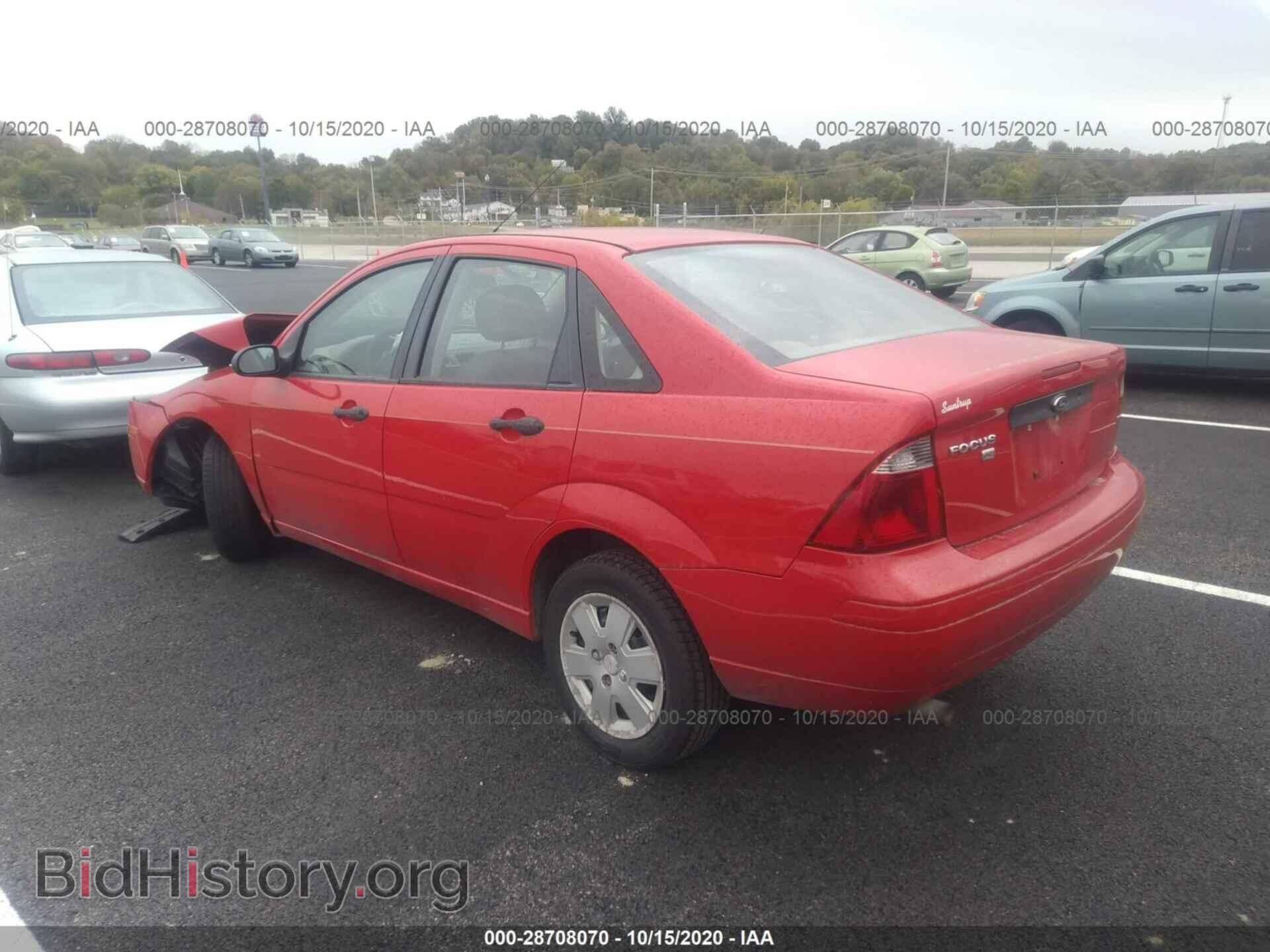2007 FORD FOCUS - VIN: 1FAHP34N77W298761 - Фото 3