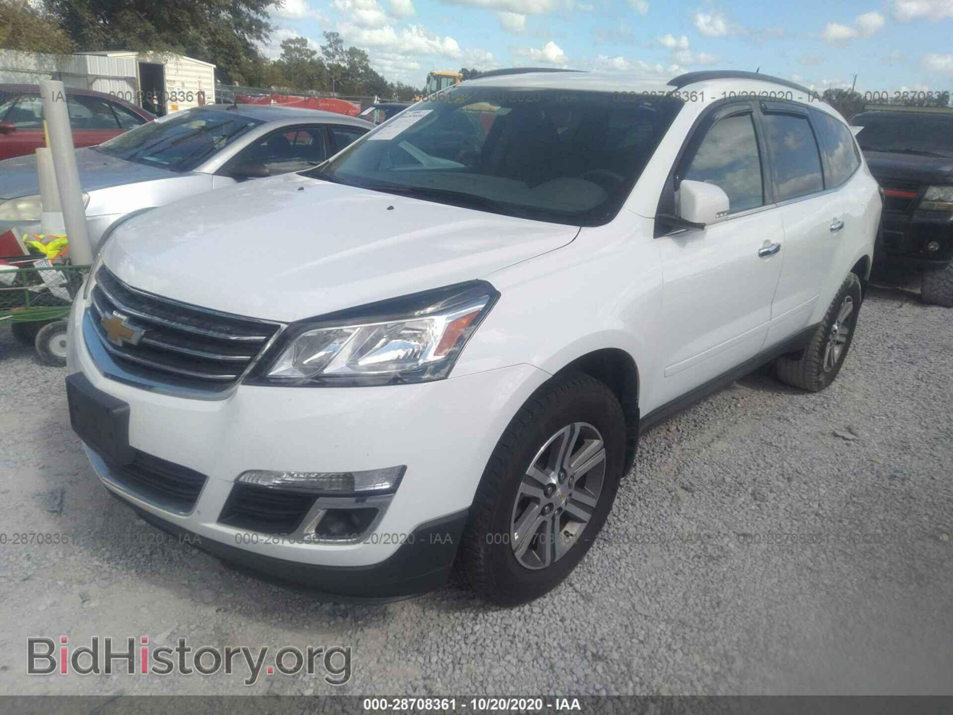 2017 CHEVROLET TRAVERSE - VIN: 1GNKRHKDXHJ164902 - Фото 2