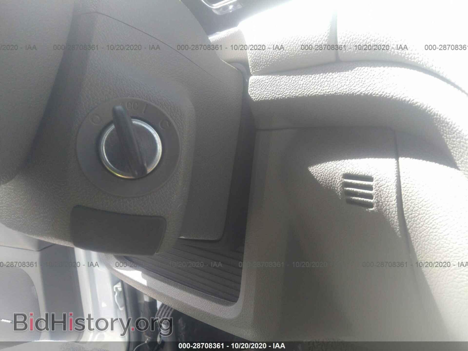 2017 CHEVROLET TRAVERSE - VIN: 1GNKRHKDXHJ164902 - Фото 11