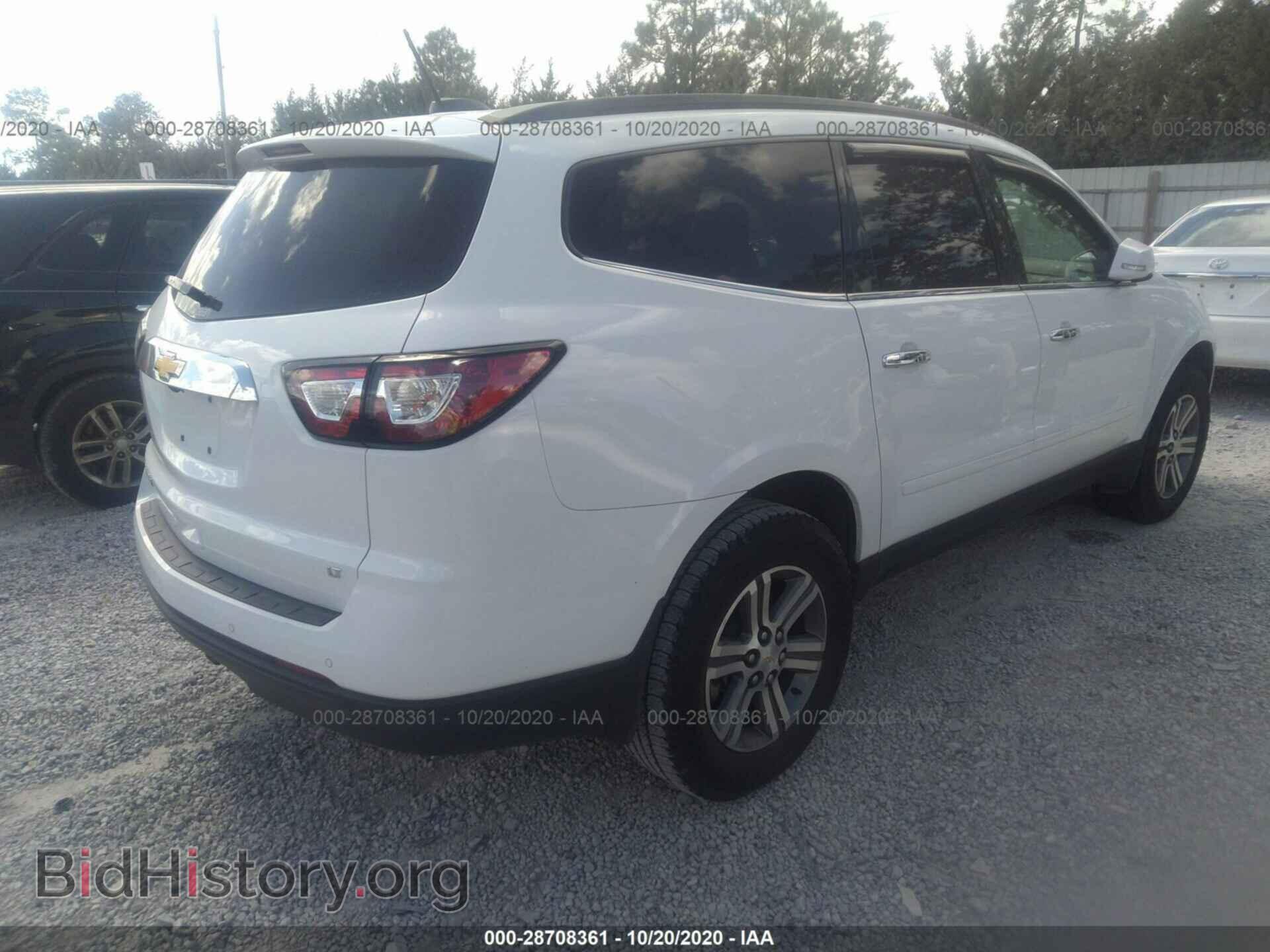 2017 CHEVROLET TRAVERSE - VIN: 1GNKRHKDXHJ164902 - Фото 4
