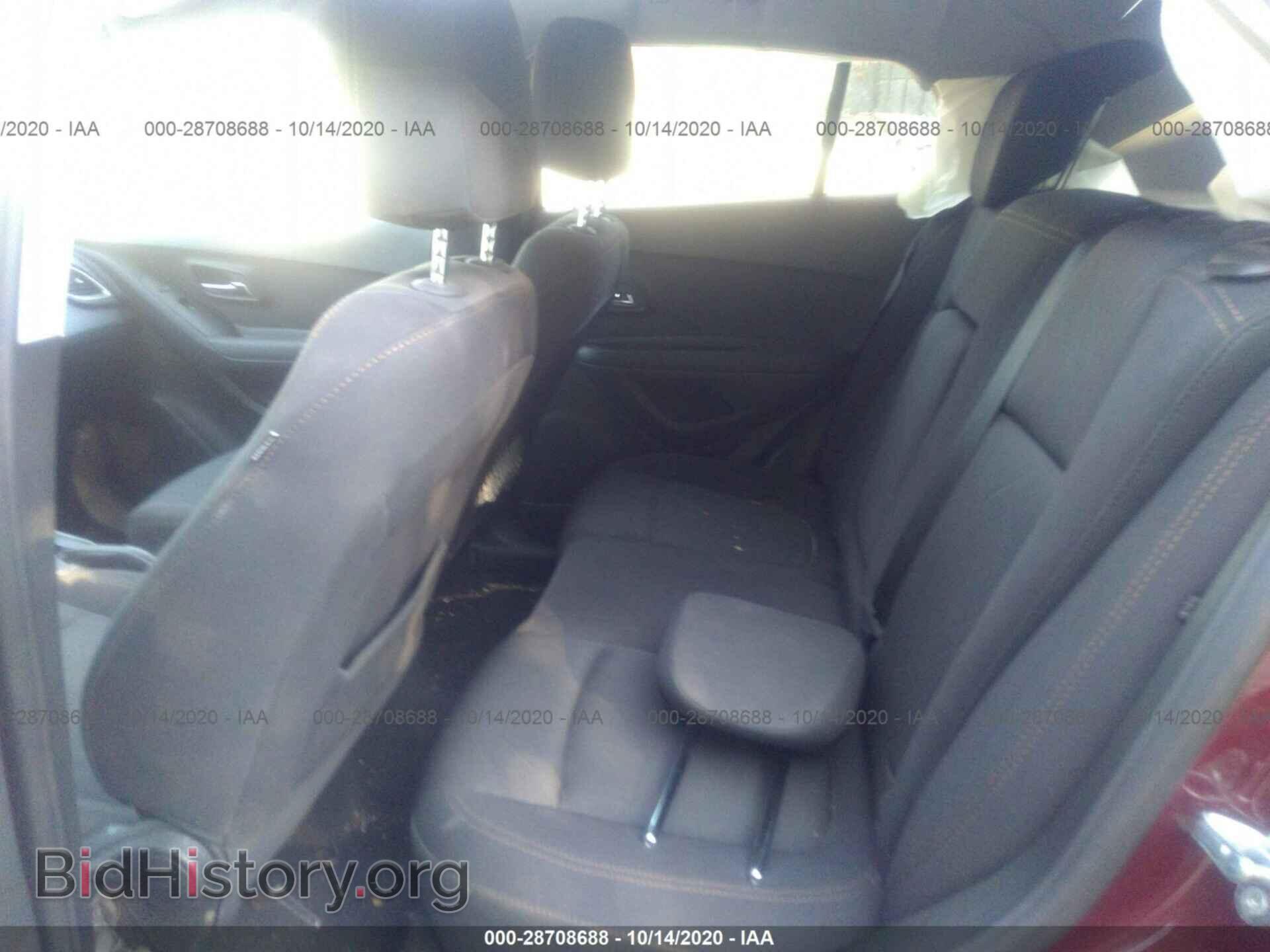 2017 CHEVROLET TRAX - VIN: 3GNCJPSB4HL133108 - Photo 8